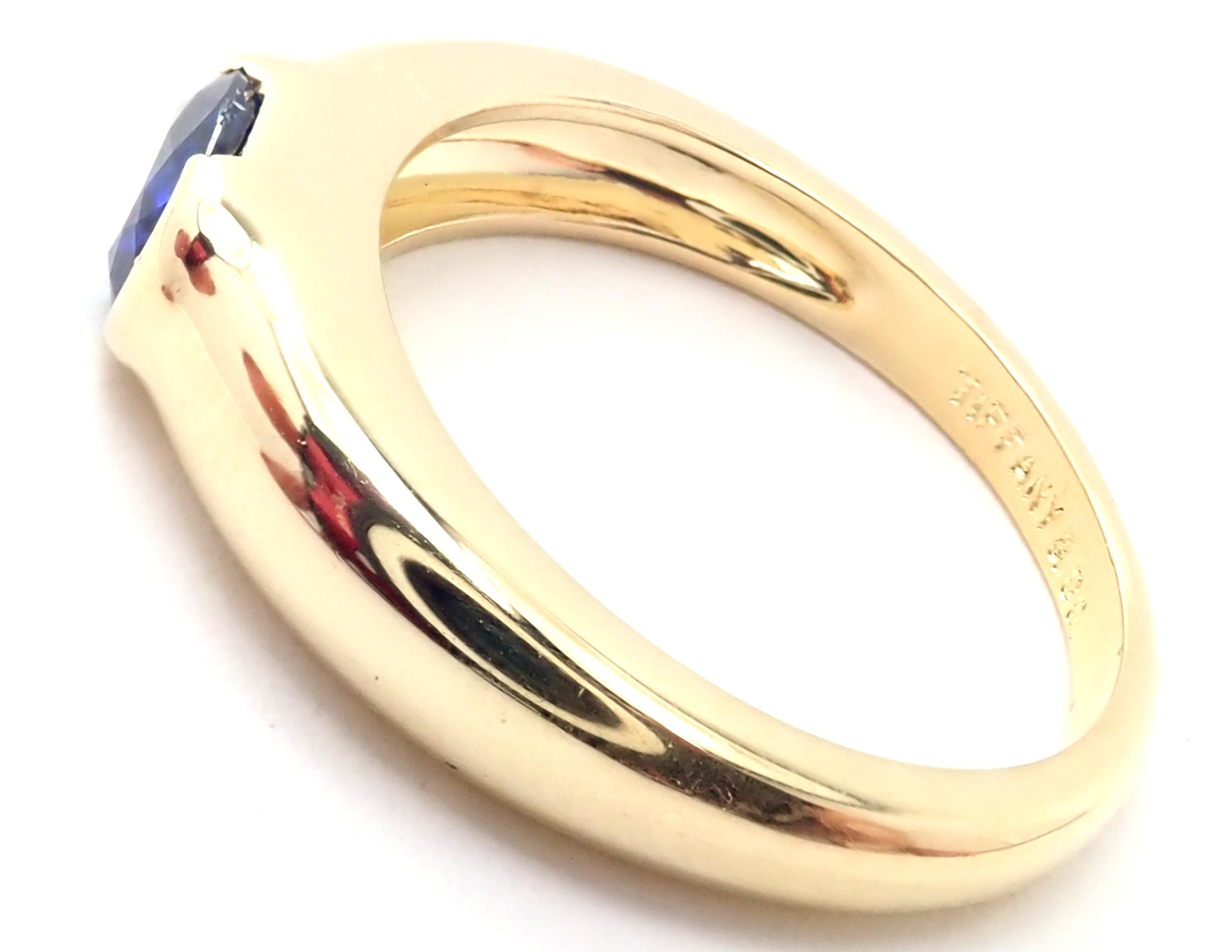 Tiffany & Co Sapphire Yellow Gold Band Ring In Excellent Condition In Holland, PA