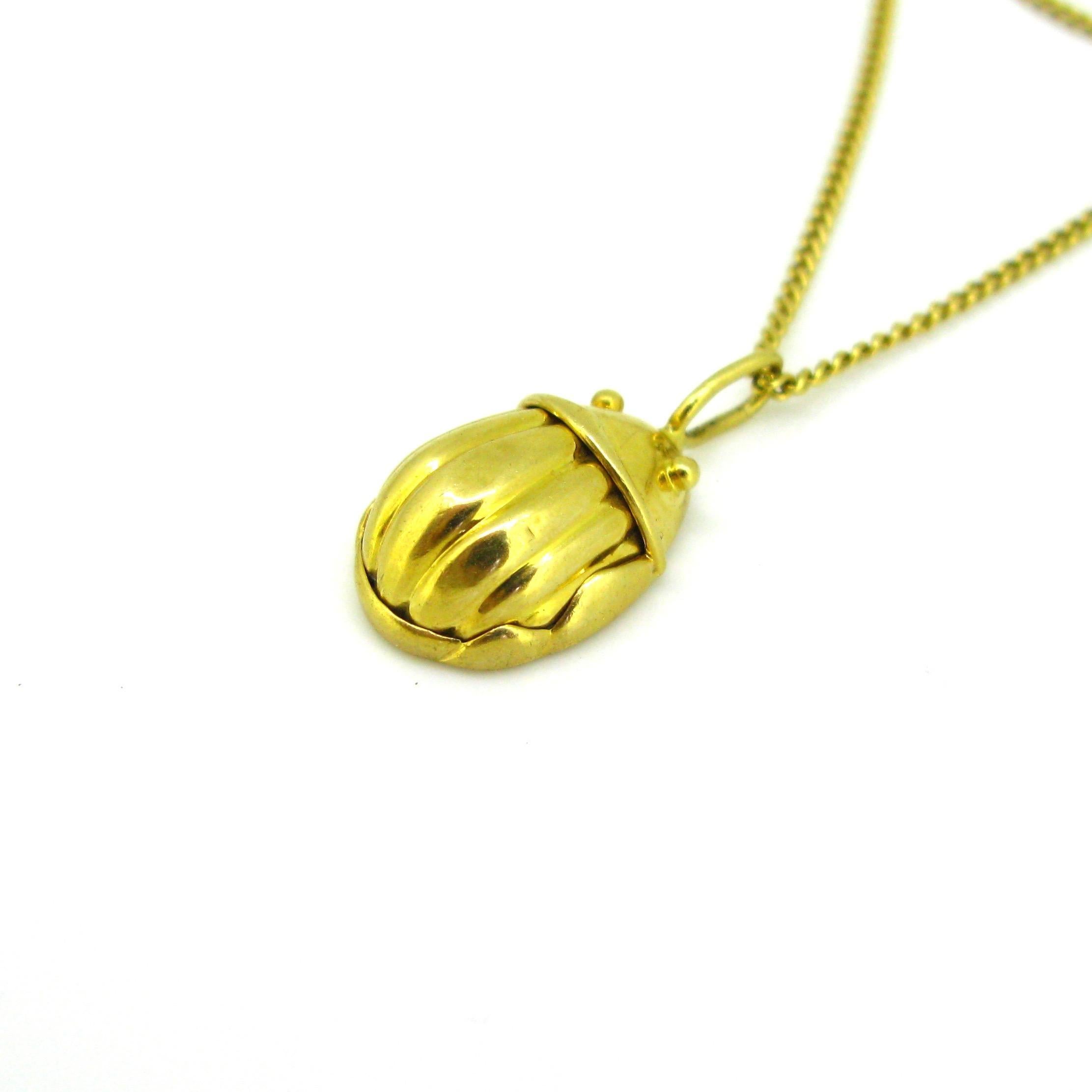 Women's or Men's Tiffany & Co. Scarab Charm Pendant, 18 Karat Yellow Gold, 1993