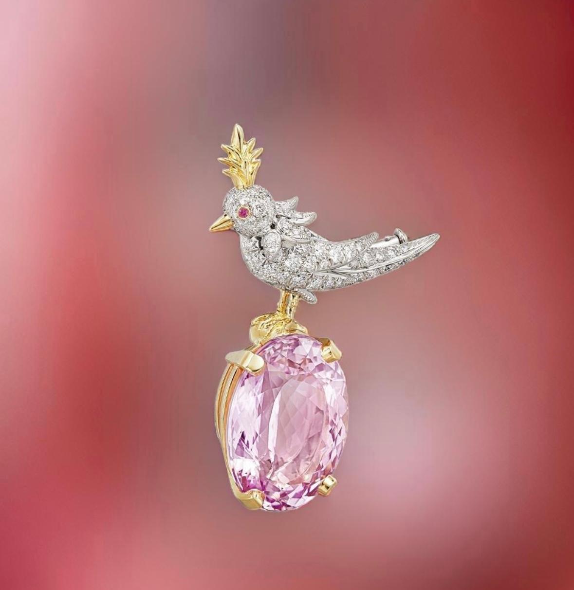 Broche Tiffany & Co Schlumberge Bird on a Rock avec Kunzite Bon état - En vente à New York, NY