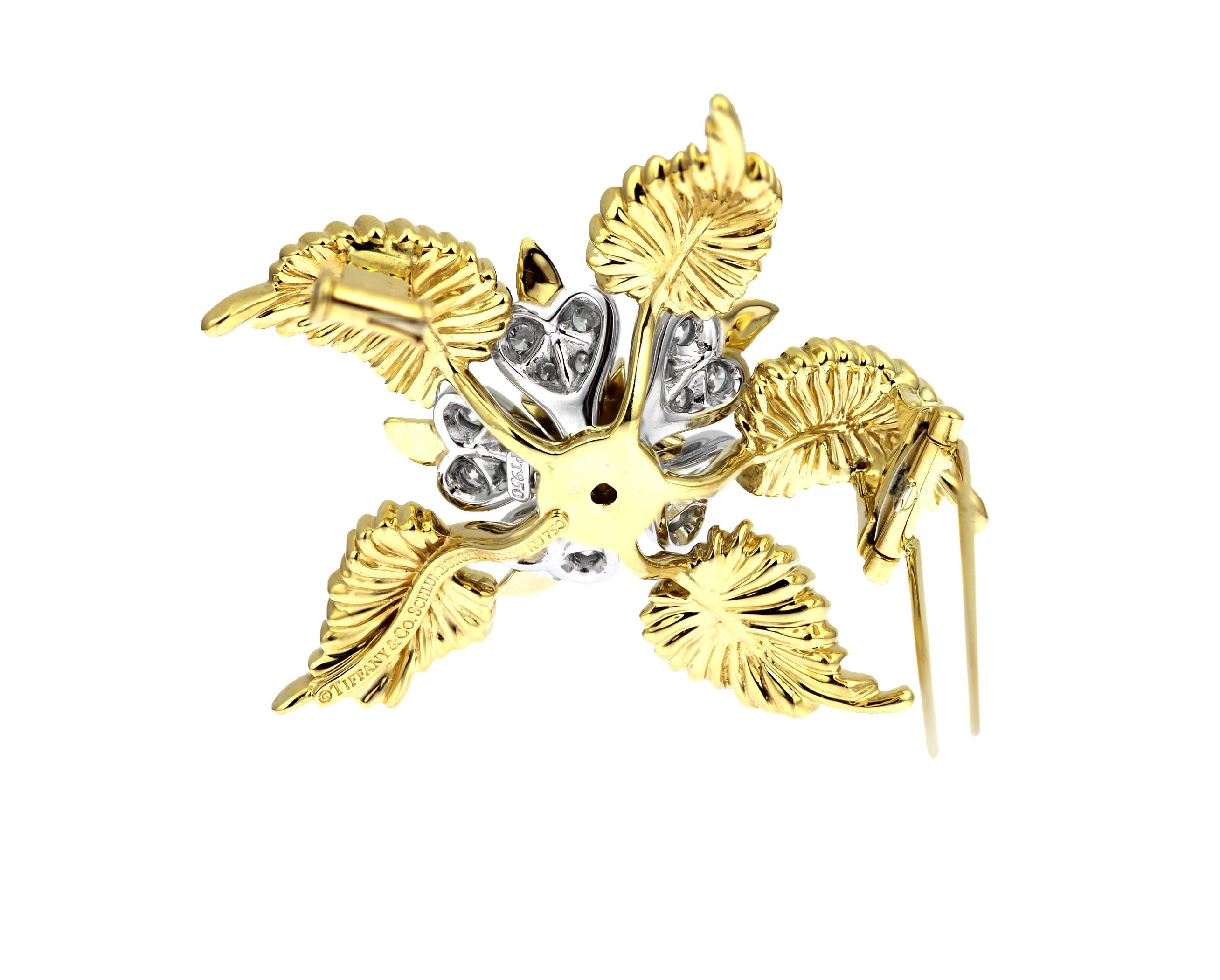 Tiffany & Co. Schlumberger Broche feuille en or jaune 18 carats, platine et diamants Bon état - En vente à London, GB