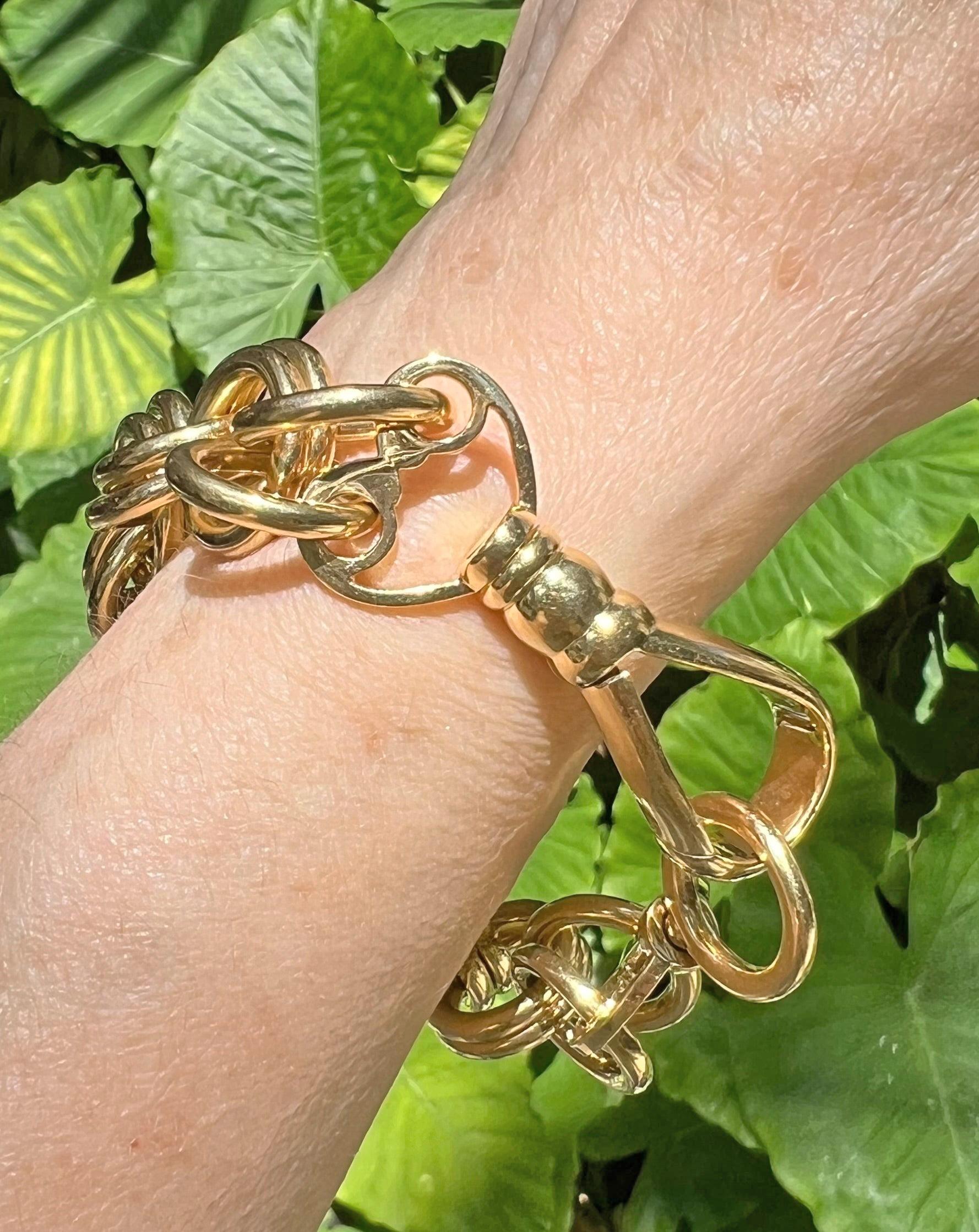 Pulsera giratoria Toro Tiffany Schlumberger de oro amarillo de 18 quilates en venta 1