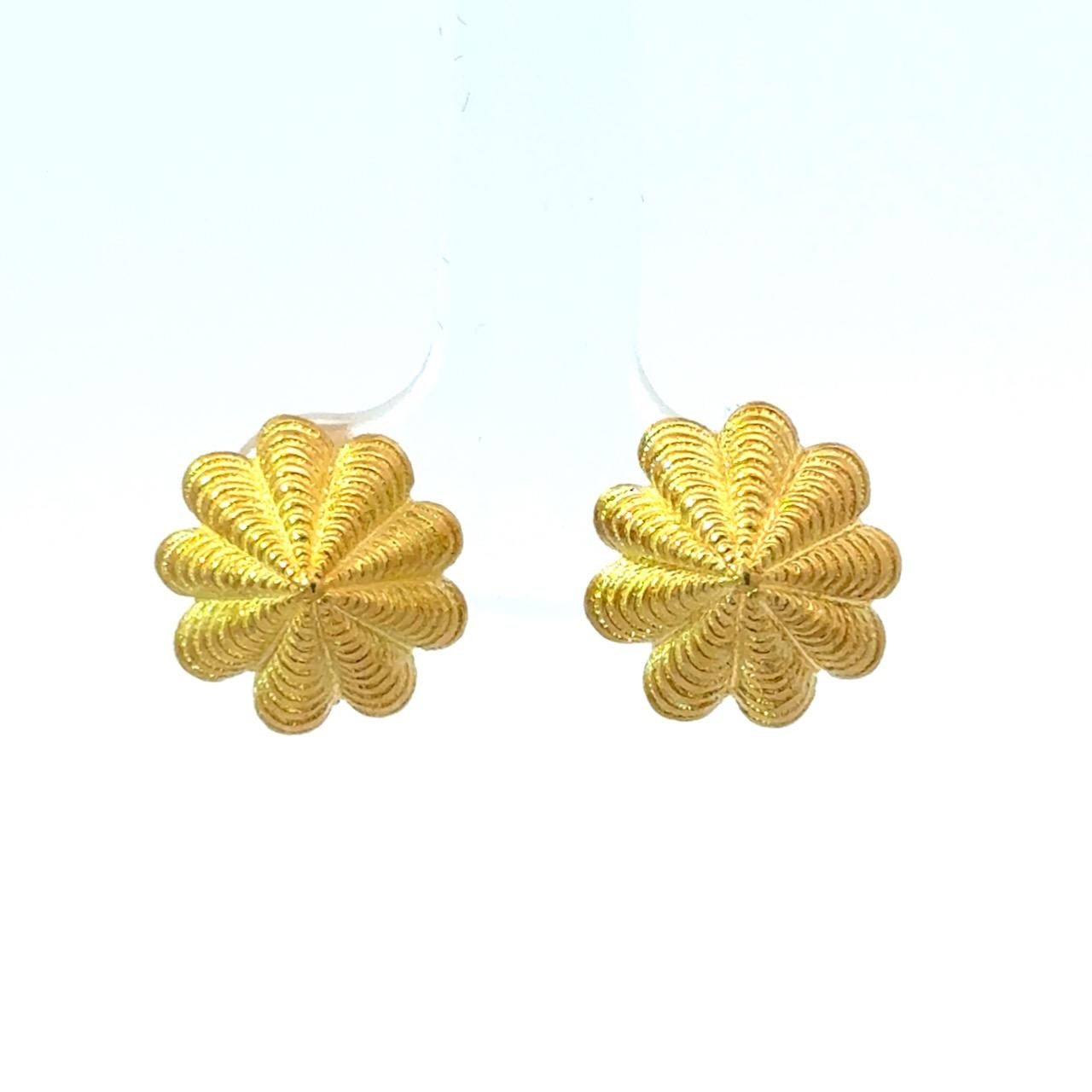 Tiffany & Co. Schlumberger Boucles d'oreilles en or 18k avec pochette en vente 4