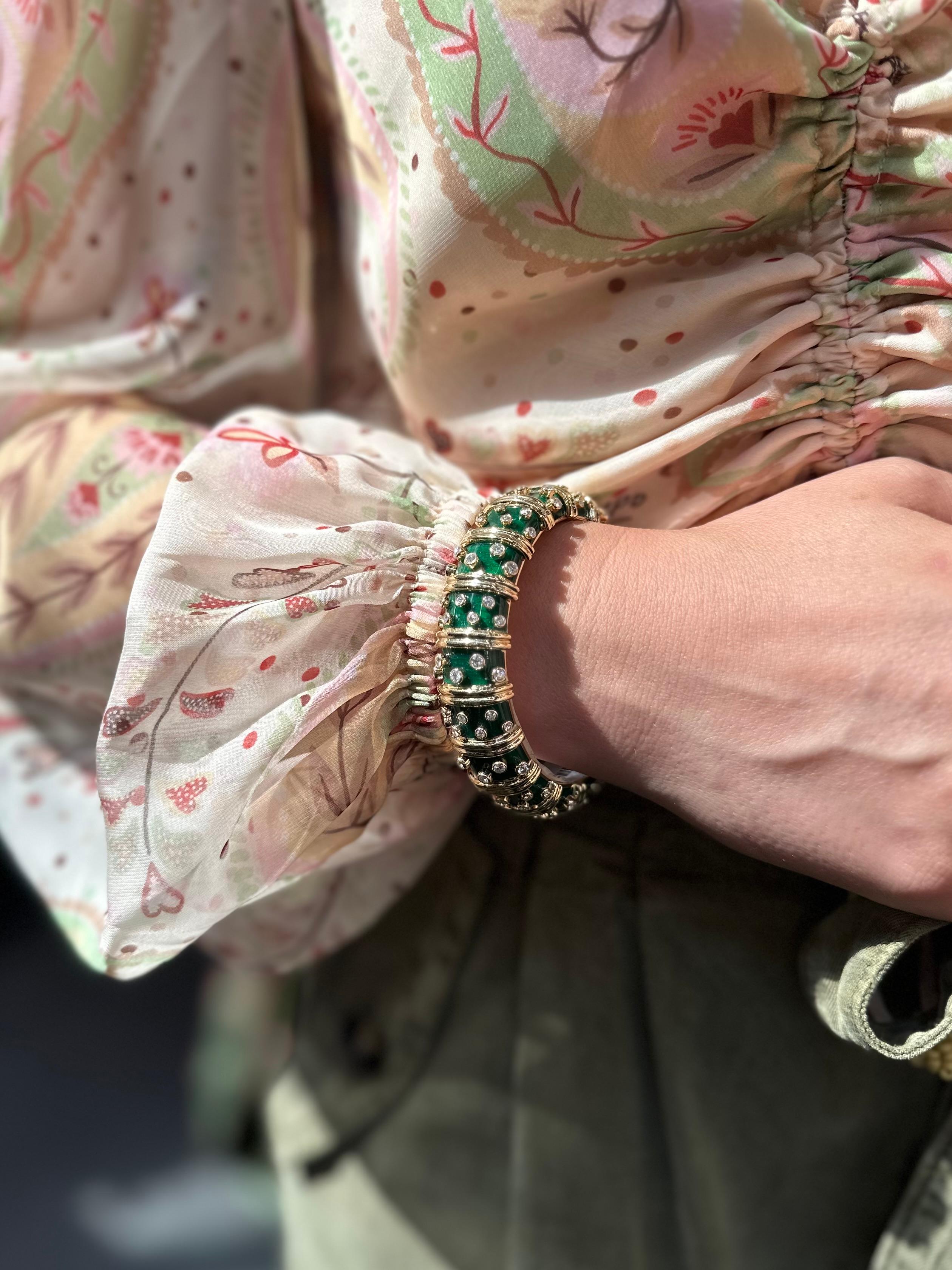 Tiffany & Co. Schlumberger 18K Yellow Gold Deep Green Enamel Diamond Bracelet For Sale 1