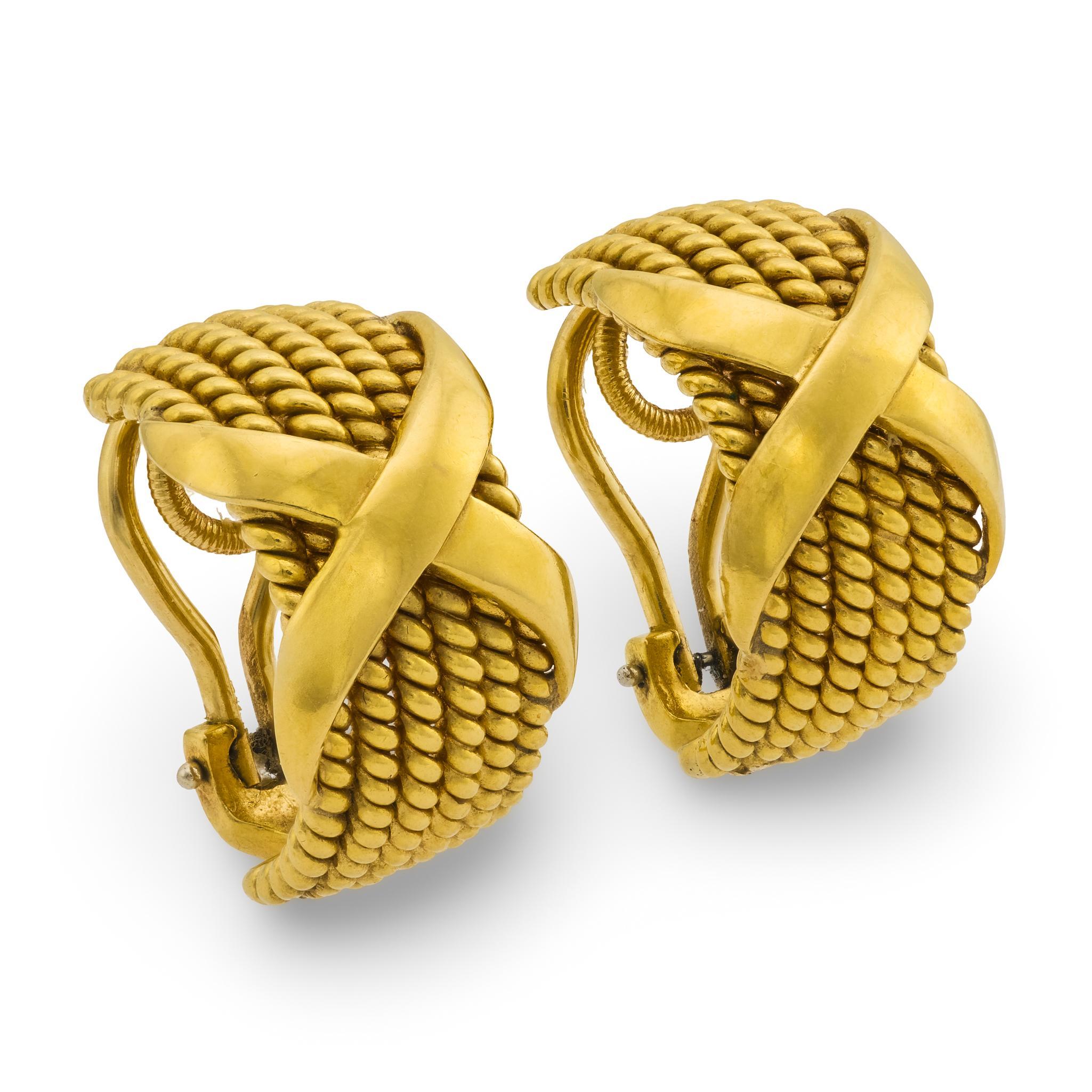 Contemporaneo Tiffany & Co. Orecchini a X in oro giallo Schlumberger 18k in vendita