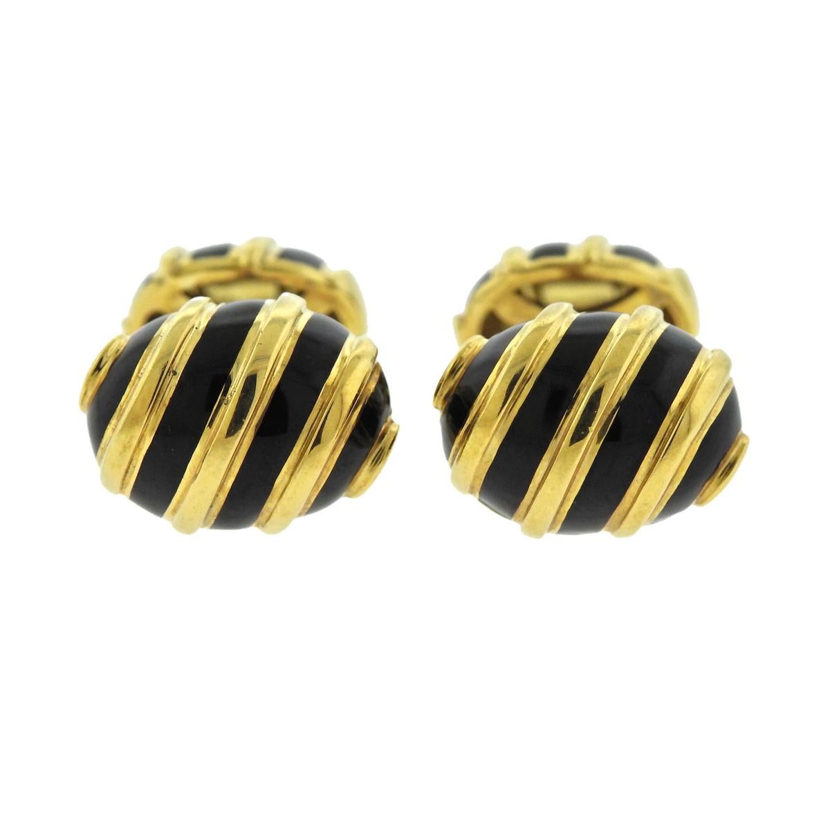 Pair of 18k yellow gold cufflinks, crafted by Jean Schlumberger for Tiffany & C, decorated with black enamel. Cufflink top is 15mm x 11mm, weigh 16.7 grams. Marked: 750, Schlumberger, Tiffany & Co.