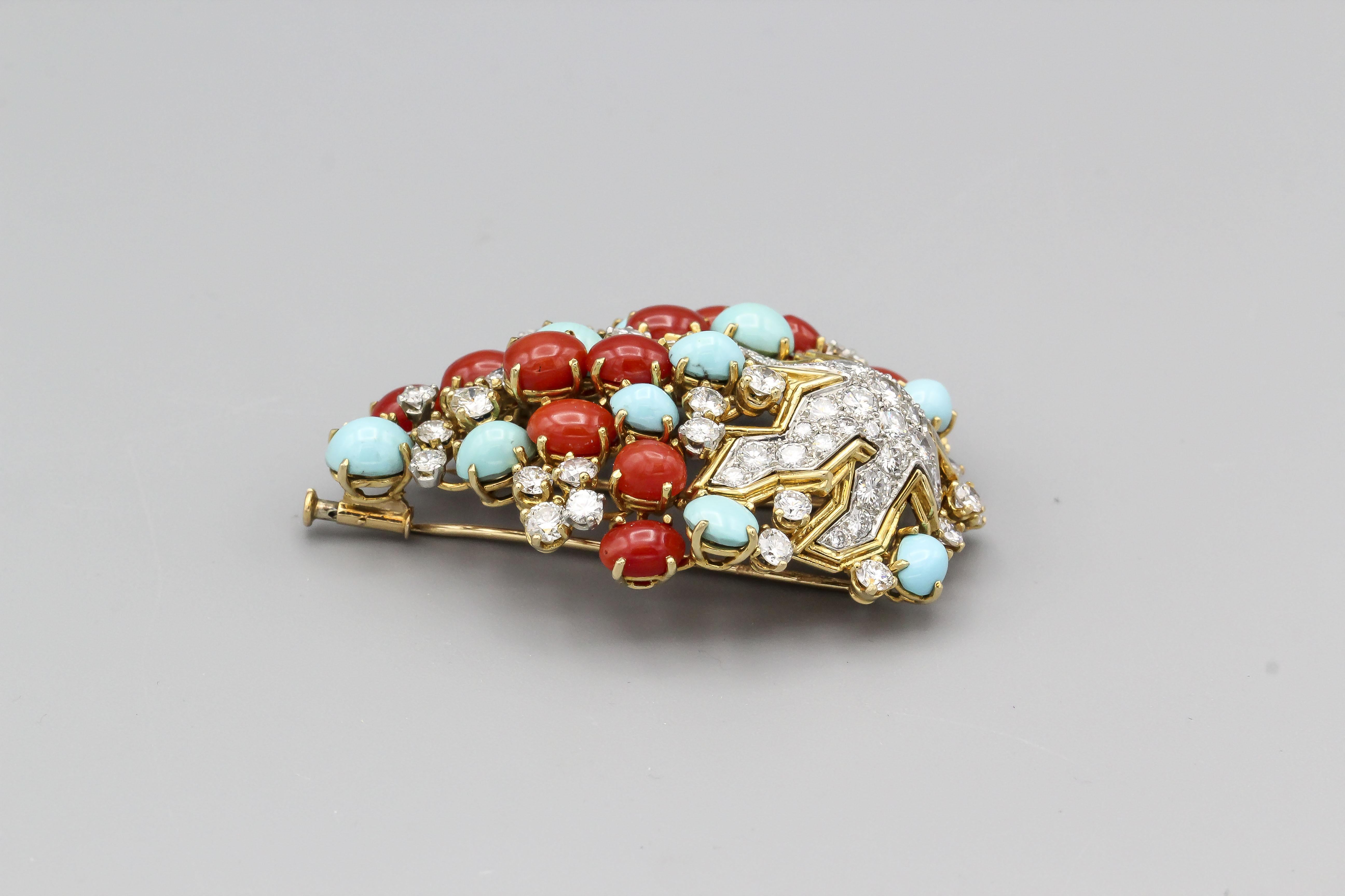 Taille cabochon Tiffany & Co. Schlumberger Broche en or 18 carats, corail, turquoise, diamant et platine en vente