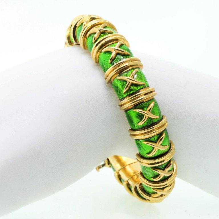 Retro Tiffany & Co. Schlumberger Croisillon Green Paillonne Enamel Bangle Bracelet For Sale