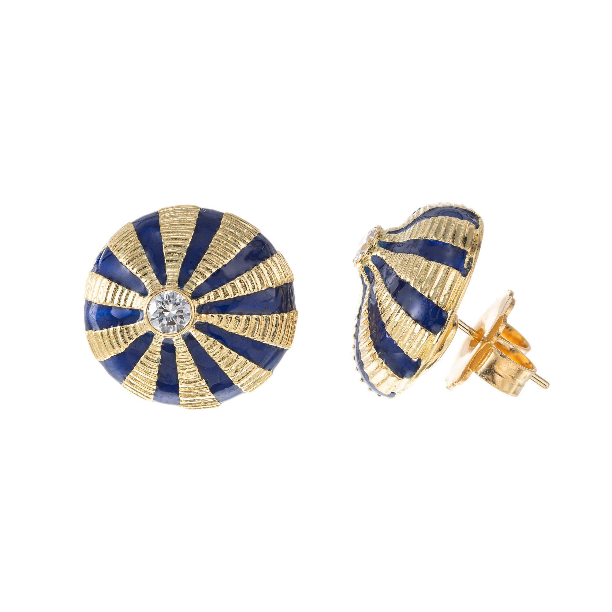 Round Cut Tiffany & Co. Schlumberger Diamond Yellow Gold Taj Mahal Earrings
