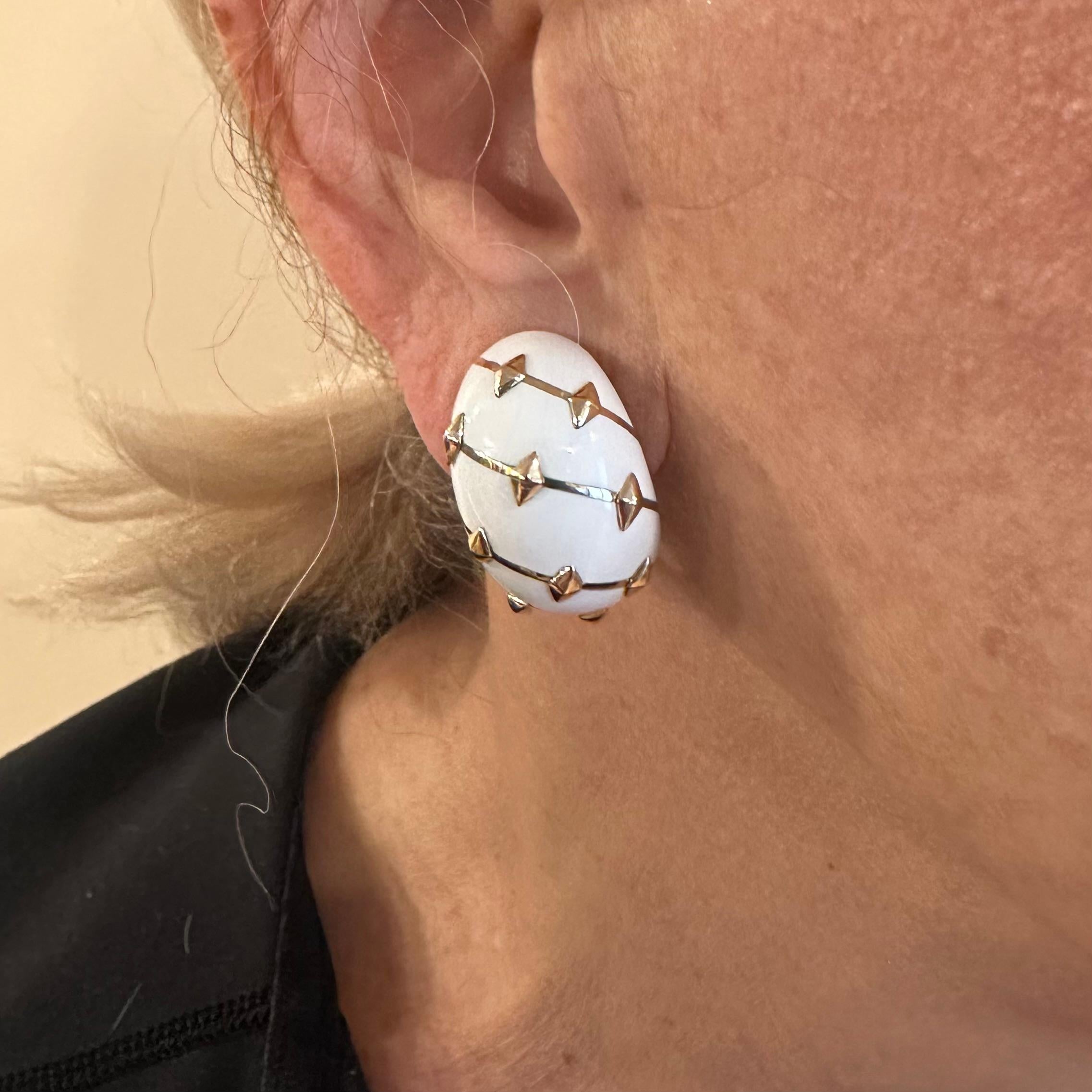 Tiffany & Co Schlumberger Dot Losange Boucles d'oreilles en or jaune émaillé blanc en vente 7
