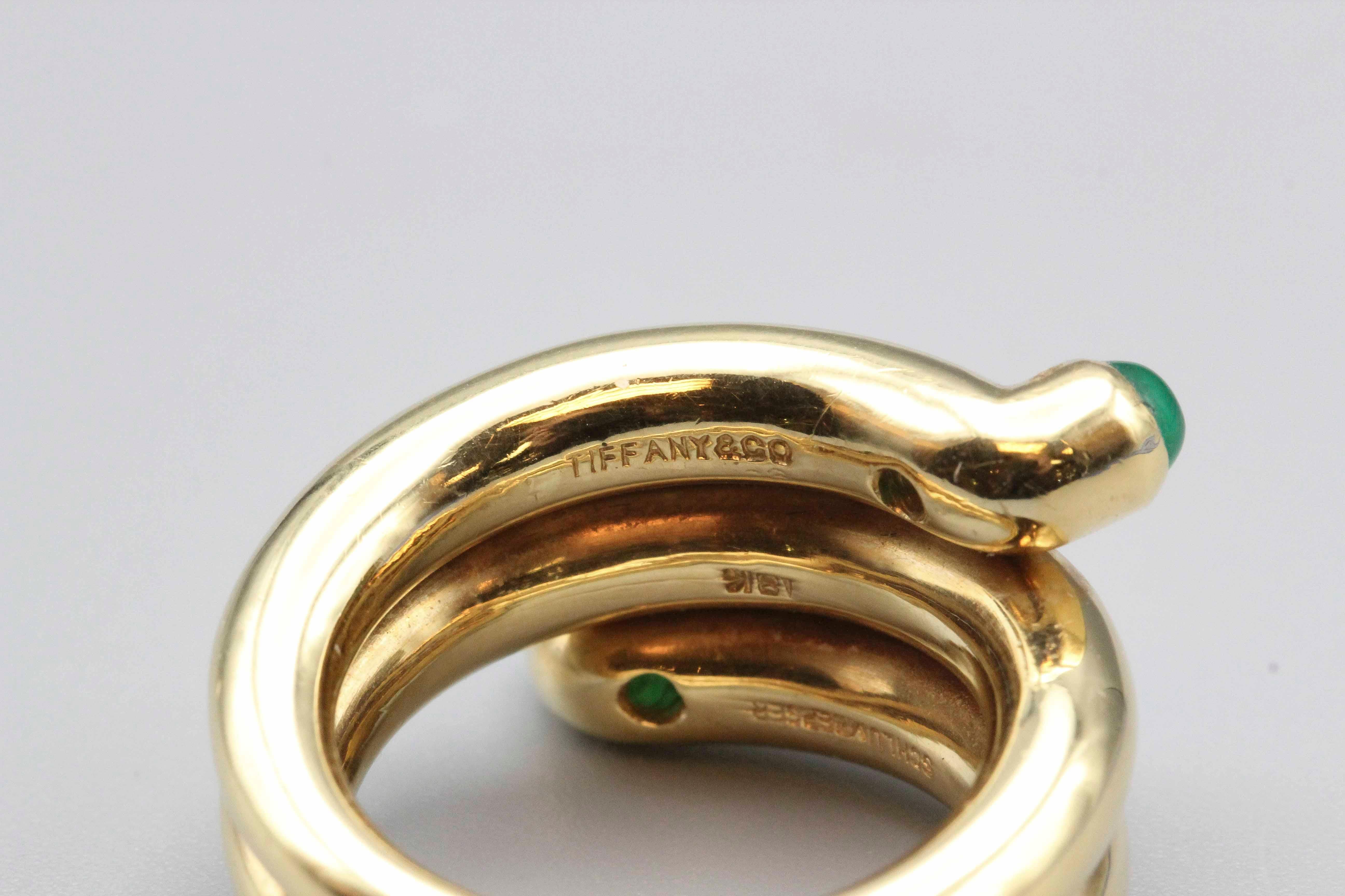 Women's or Men's Tiffany & Co. Schlumberger Emerald and 18k Gold Coil Ring