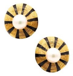 TIFFANY & CO. Pendientes Clips Esmaltados Schlumberger De Oro De 18 Kt Con Perlas
