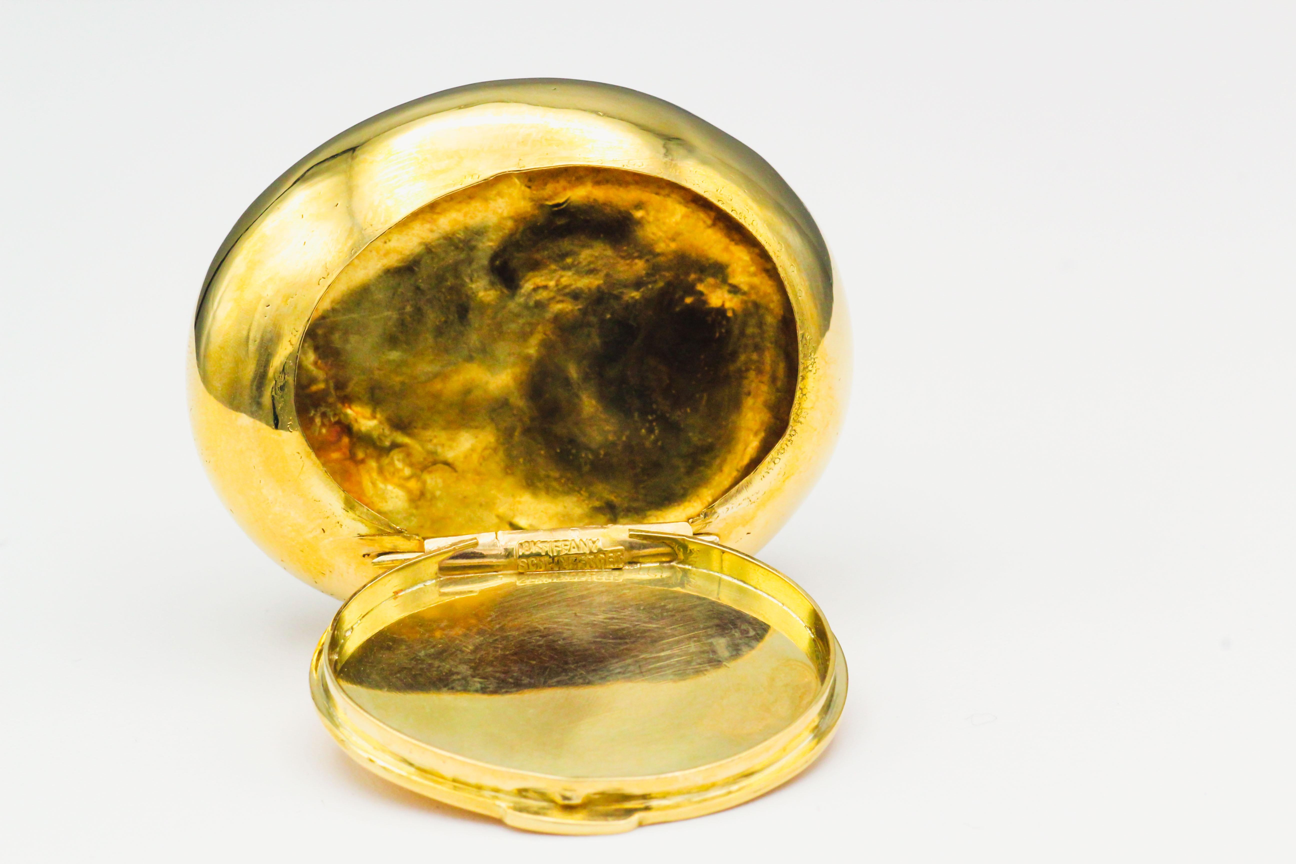 Tiffany & Co. Schlumberger Gold Pebble Pill Box 1