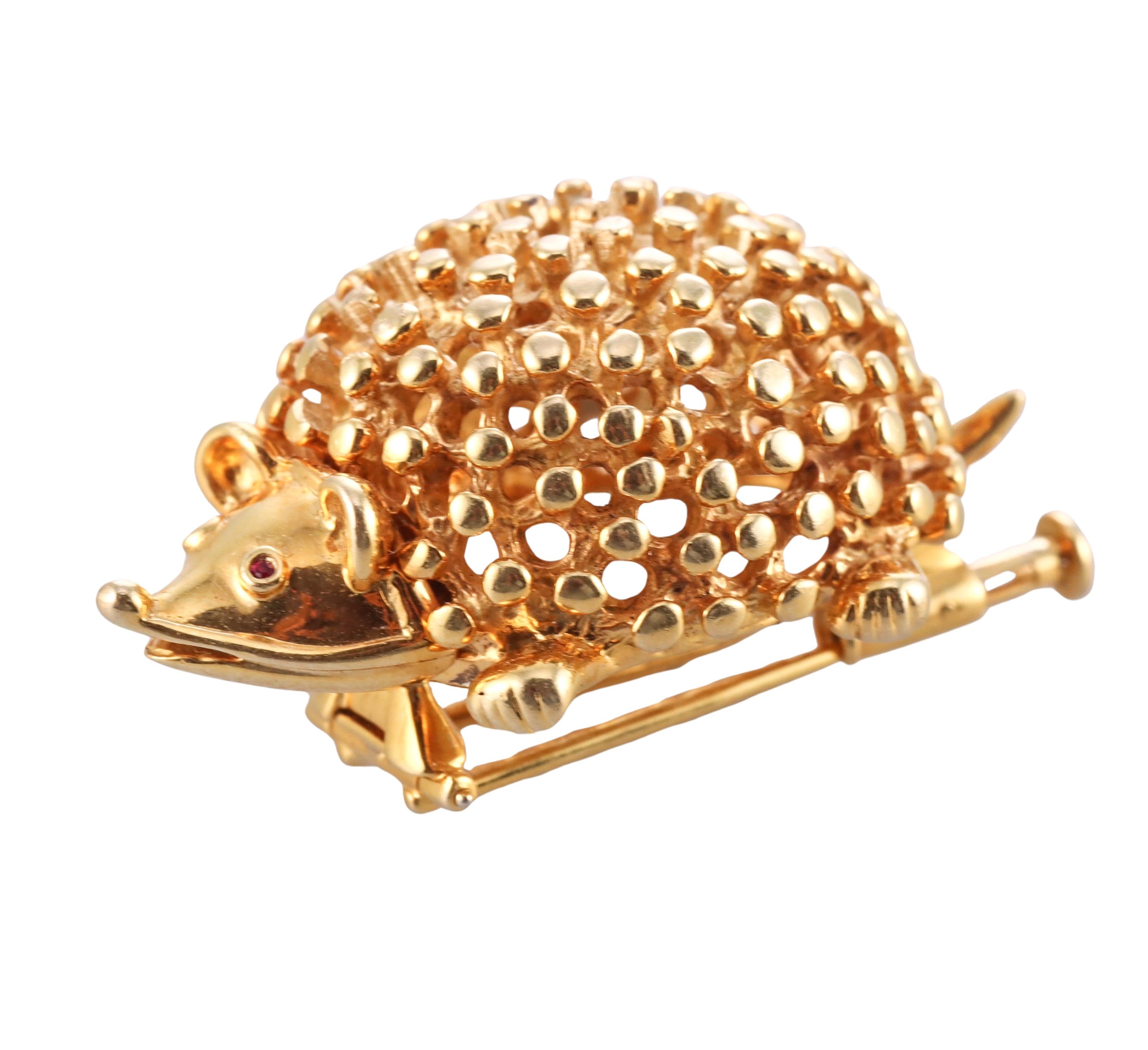 Women's or Men's Tiffany & Co Schlumberger Gold Ruby Hedgehog Brooch Pin For Sale