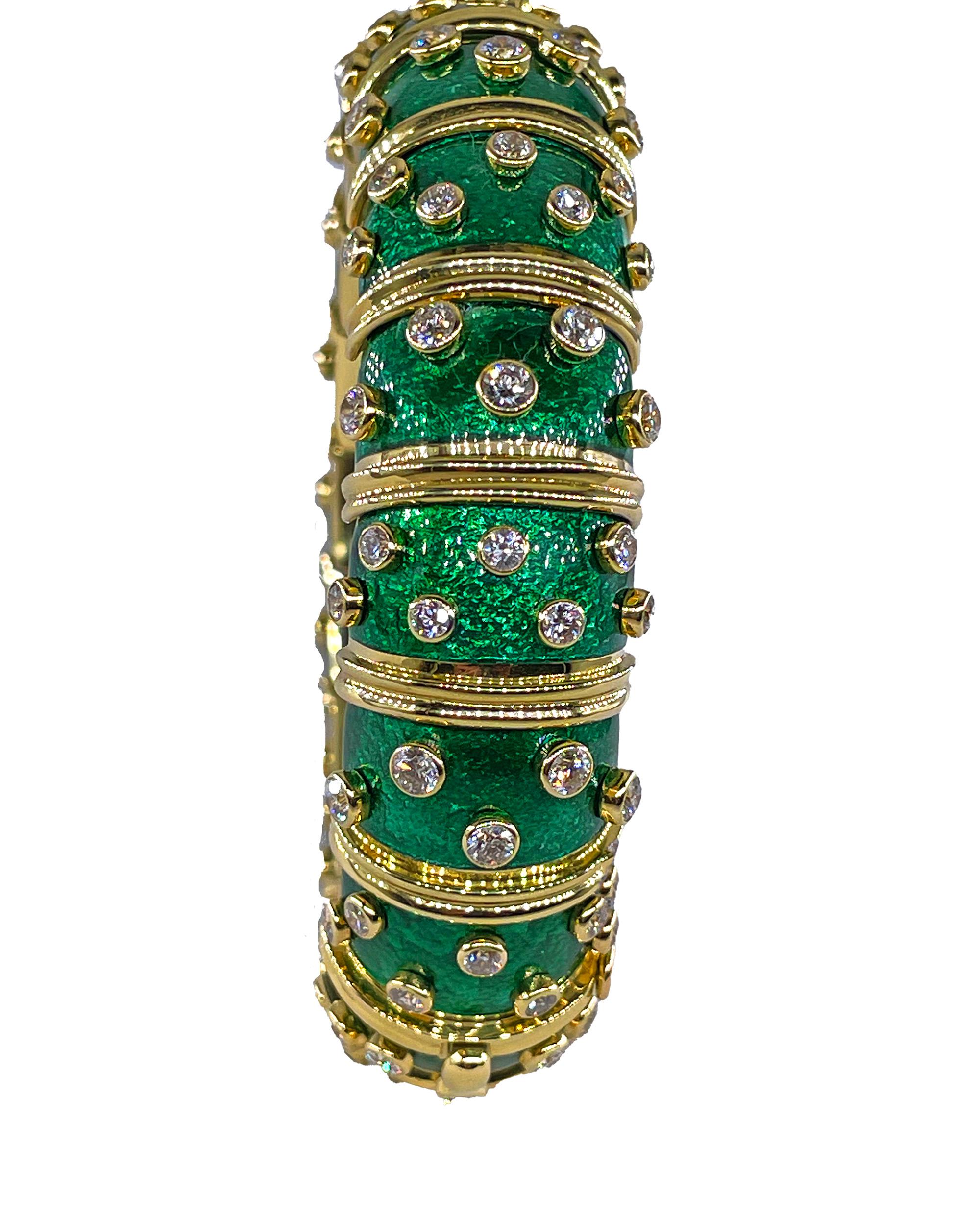 Round Cut Tiffany & Co. Schlumberger Green Enamel Diamond Bangle Bracelet 18kt Gold France For Sale