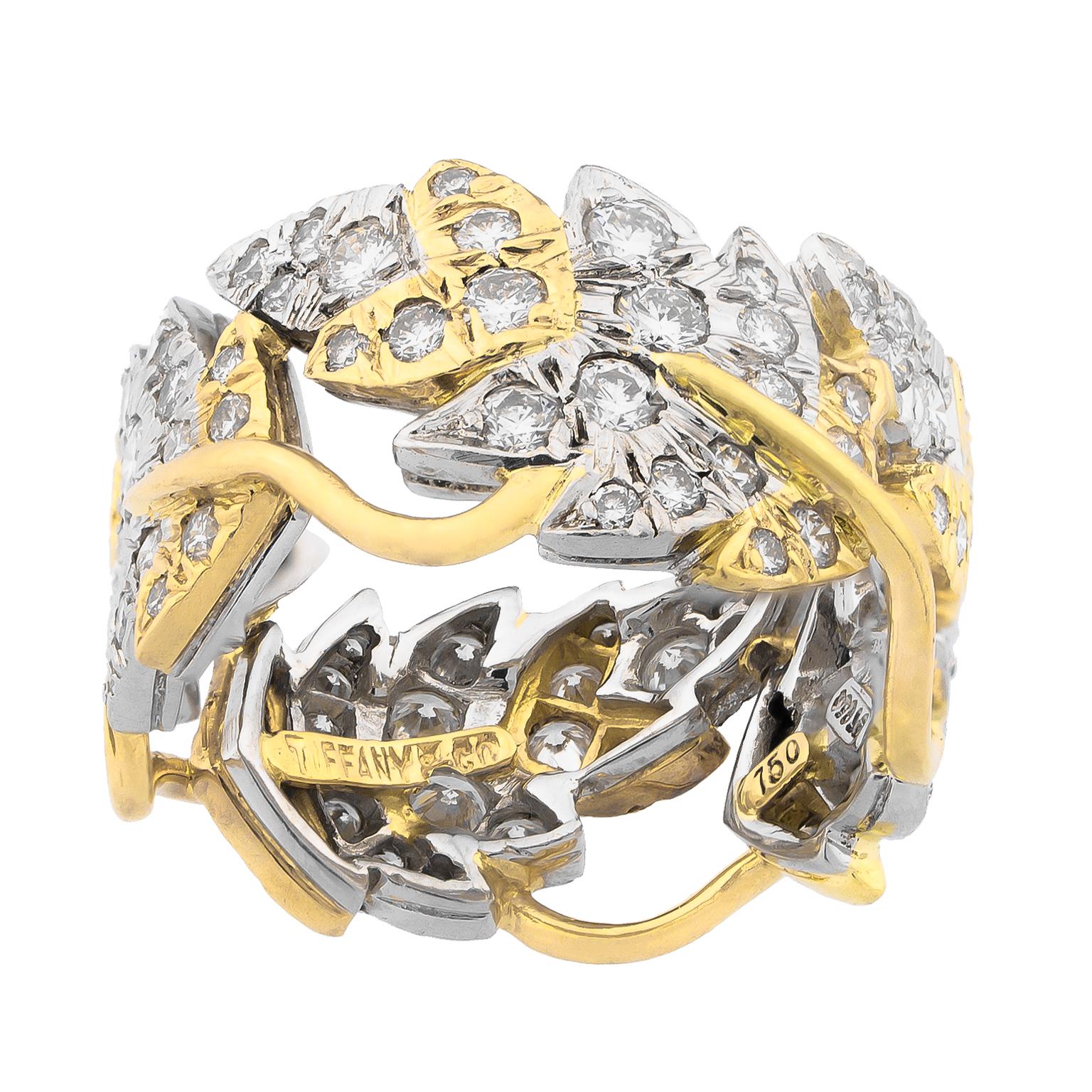 Tiffany & Co. ring, in gold and platinum with foliate motives set with 1.85 carats in round brilliant cut diamonds, Schlumberger Leaves model.
Size: Swiss 10, French 50, US 5 1/4