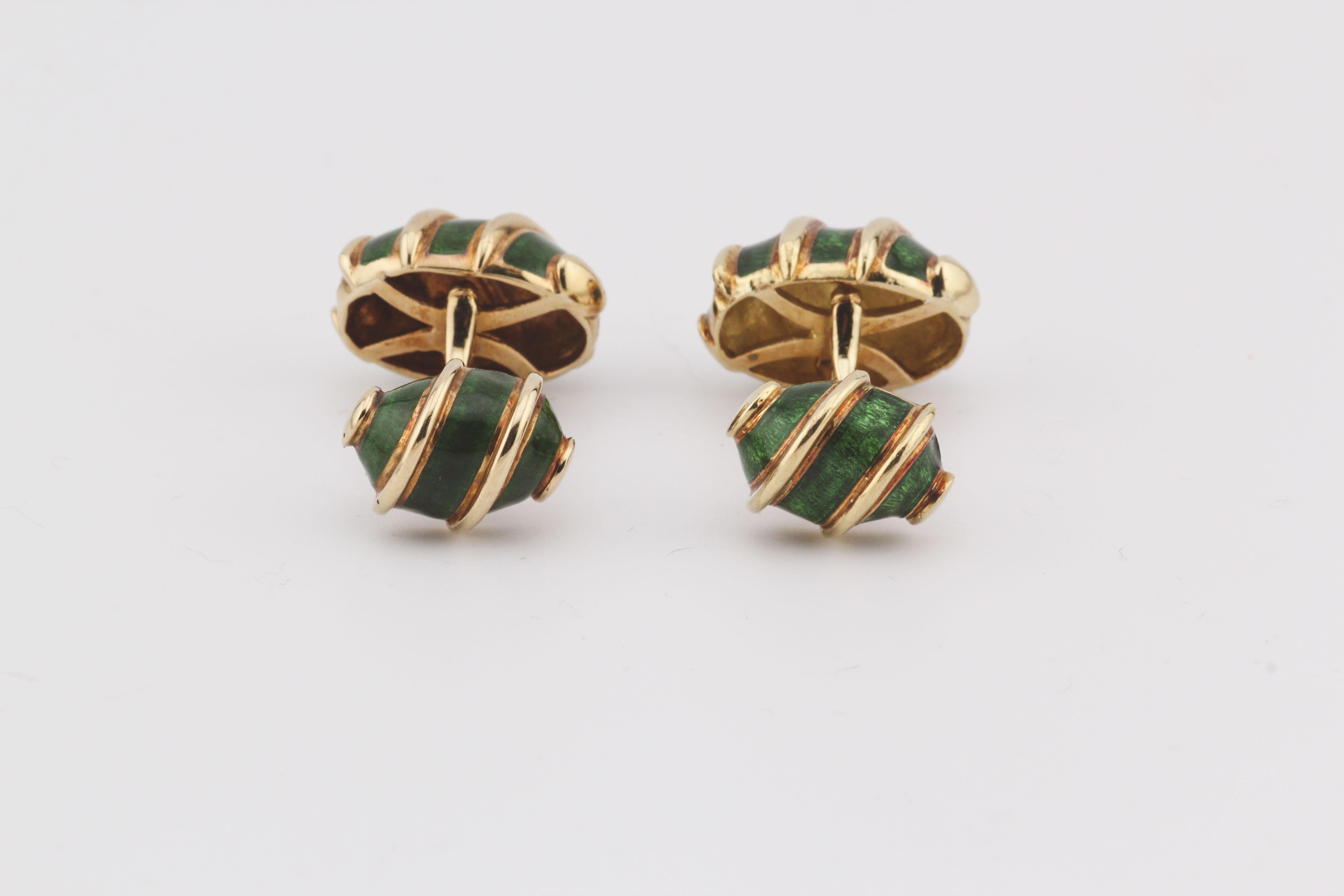 Tiffany & Co. Gemelli da polso e fermacravatte Schlumberger in Greene & Greene e oro 18 carati In condizioni buone in vendita a Simpsonville, SC