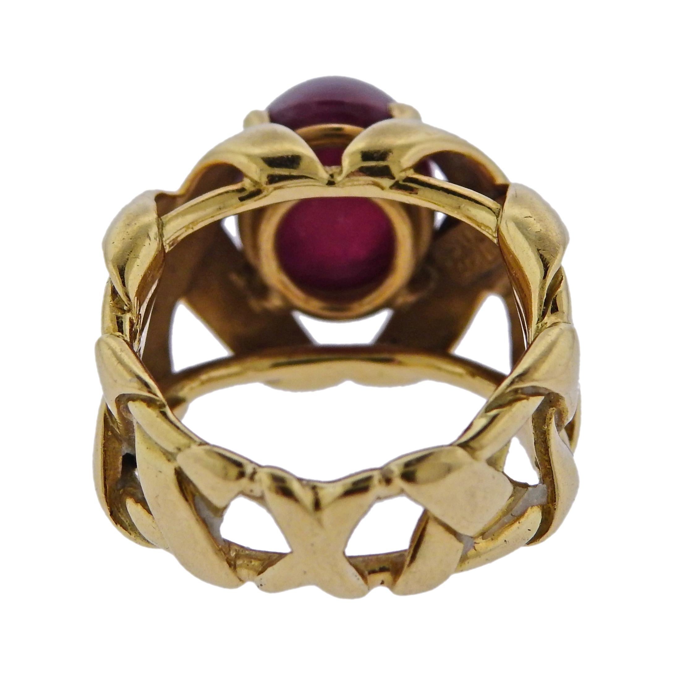 Tiffany & Co. Schlumberger Ruby Cabochon Gold Ring In Excellent Condition In Lambertville, NJ