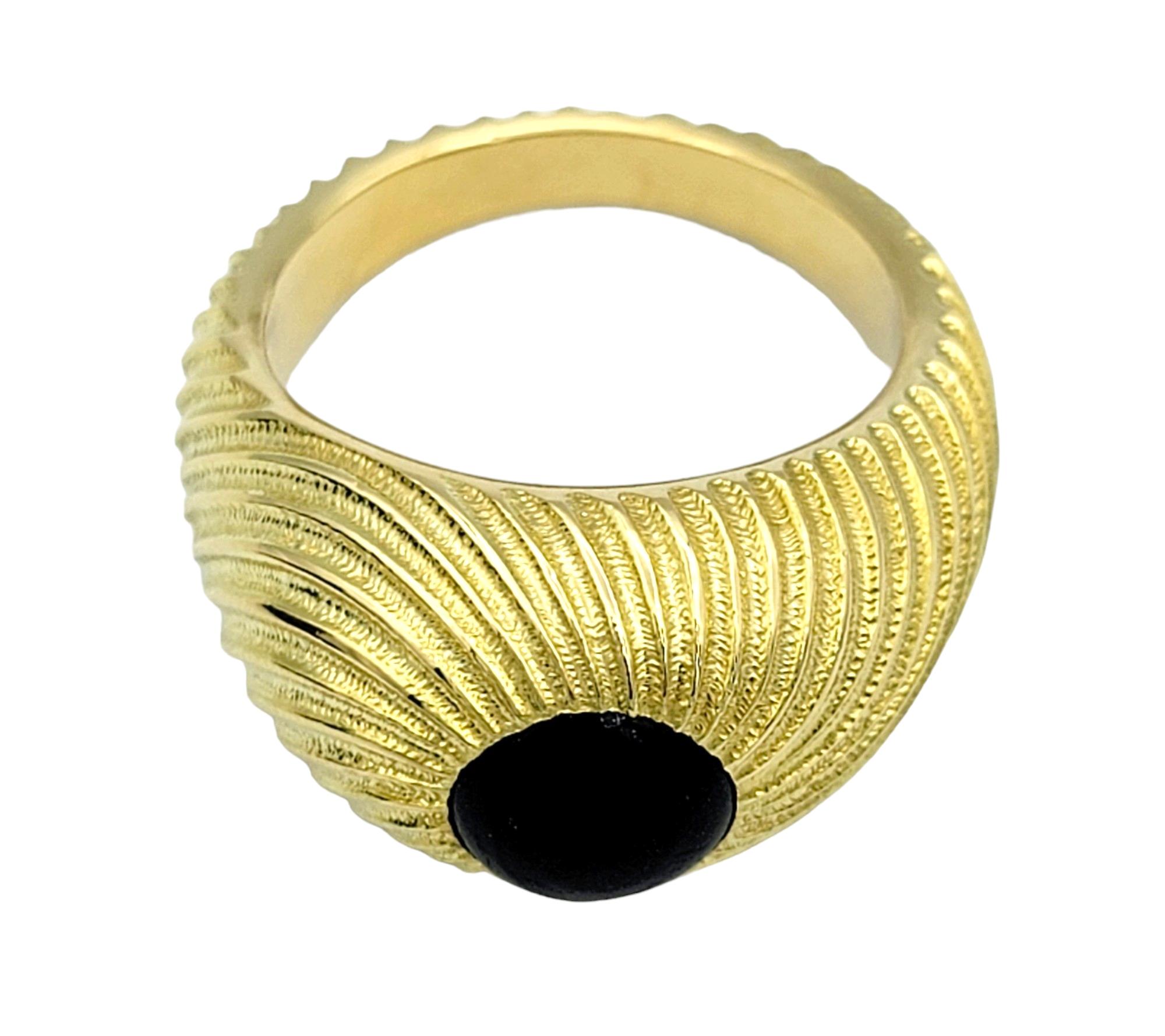 Tiffany & Co. Schlumberger Shrimp Style Black Onyx Ring in 18 Karat Yellow Gold In Good Condition For Sale In Scottsdale, AZ