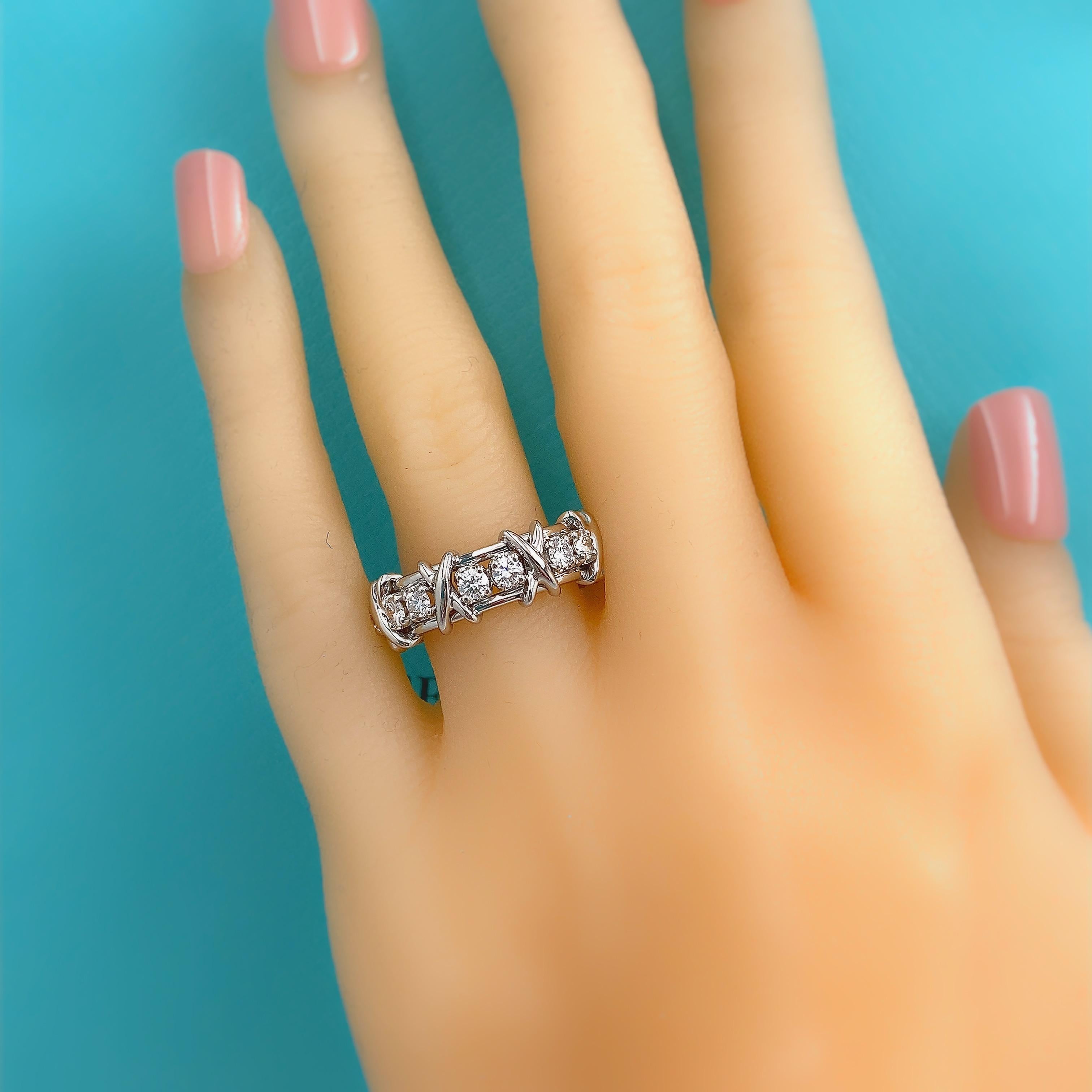 Tiffany & Co. Schlumberger Sechzehn Stein-Ring aus Platin mit Diamanten 1,14 tcw 3