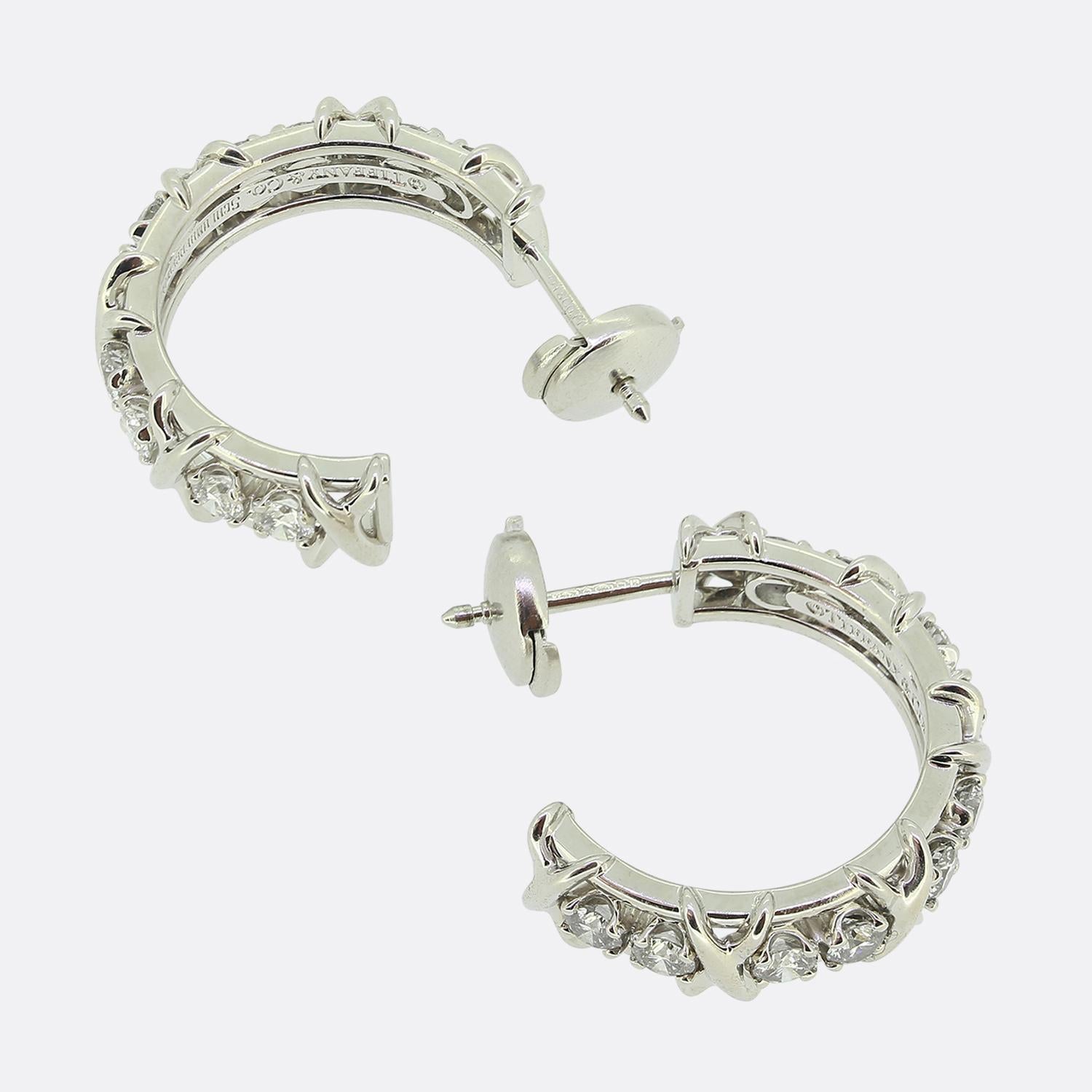 Tiffany & Co. Pendientes de aro de diamantes de los Estudios Schlumberger en Bueno estado para la venta en London, GB