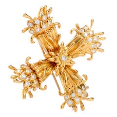 Tiffany & Co. Schlumberger Vintage 1.50 Carat Diamond 18K Gold Cross Clip Pin