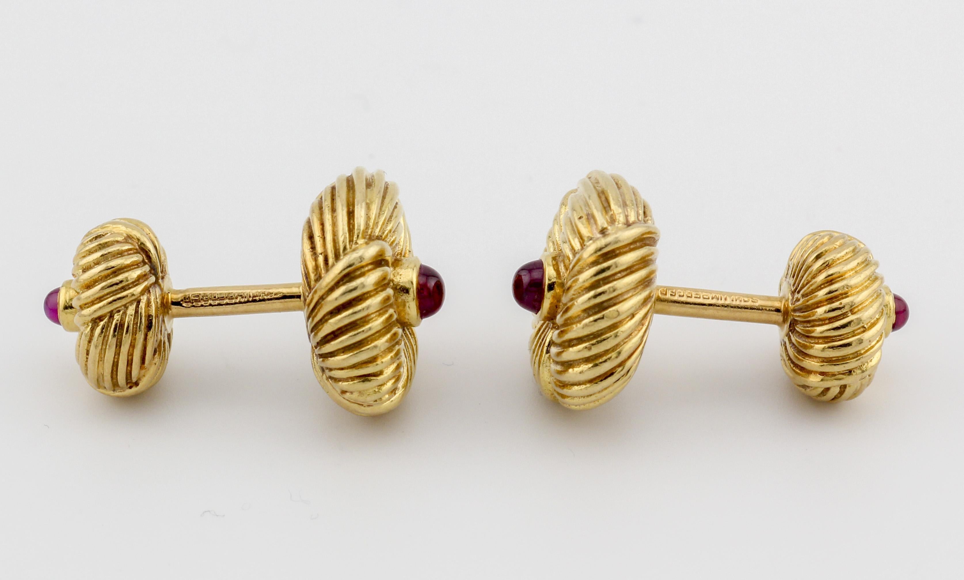 Tiffany & Co. Schlumberger Vintage Ruby 18k Yellow Gold Cufflinks In Good Condition In Bellmore, NY