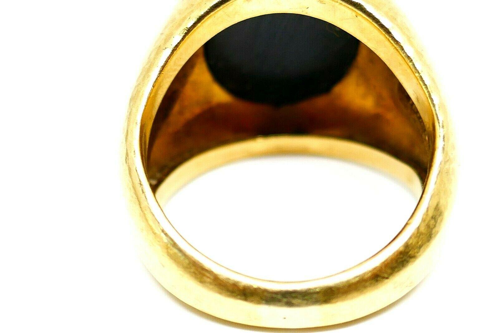 Tiffany & Co. Schlumberger Yellow Gold Onyx Signet Ring 4