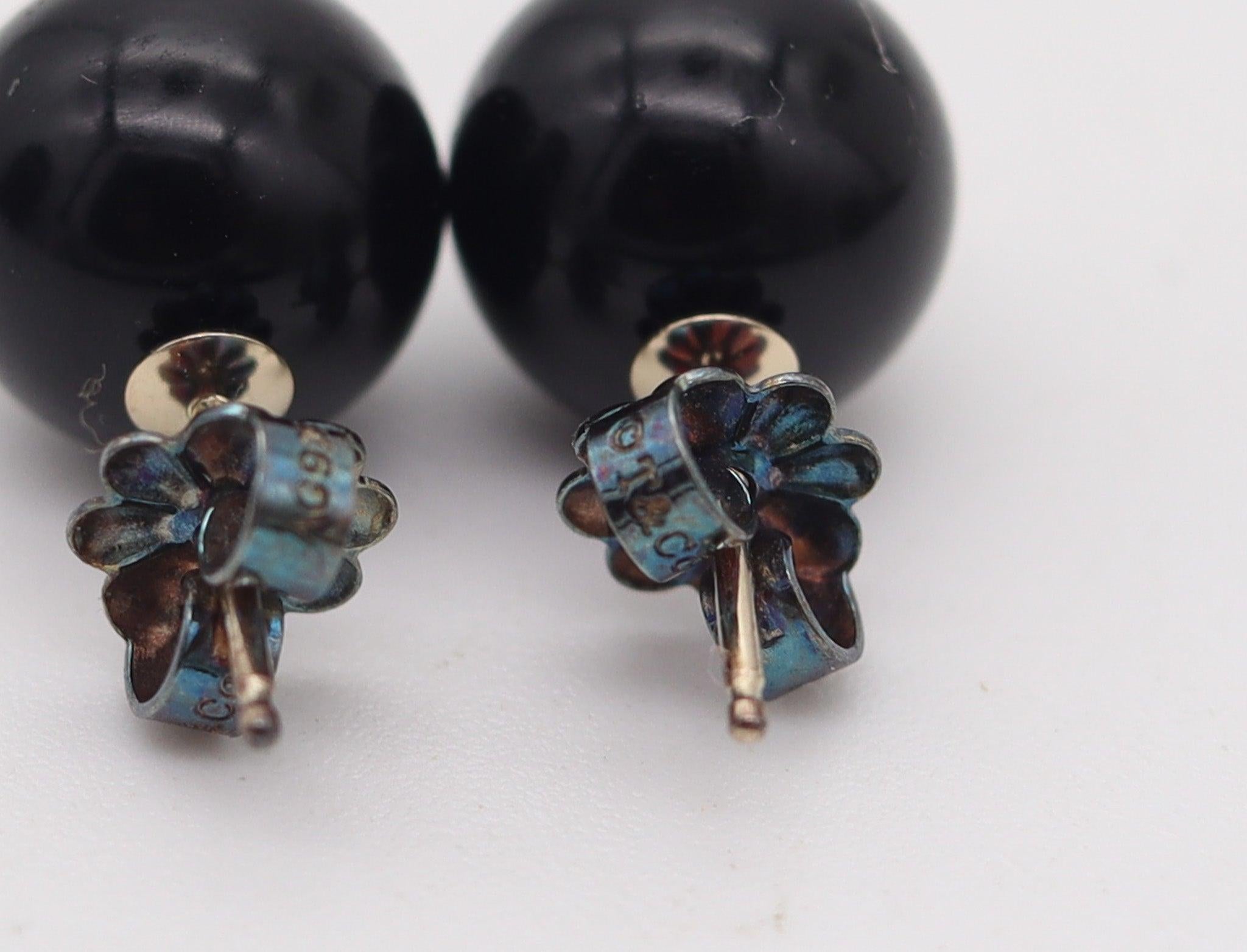 Taglio rotondo TIFFANY & CO. Set di tre orecchini in argento 925 con onice, ametista e perle in vendita