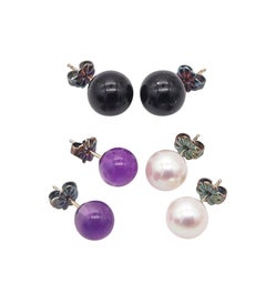 TIFFANY & CO. Set aus drei Ohrsteckern aus 925 Sterling Onyx, Amethyst und Perlen