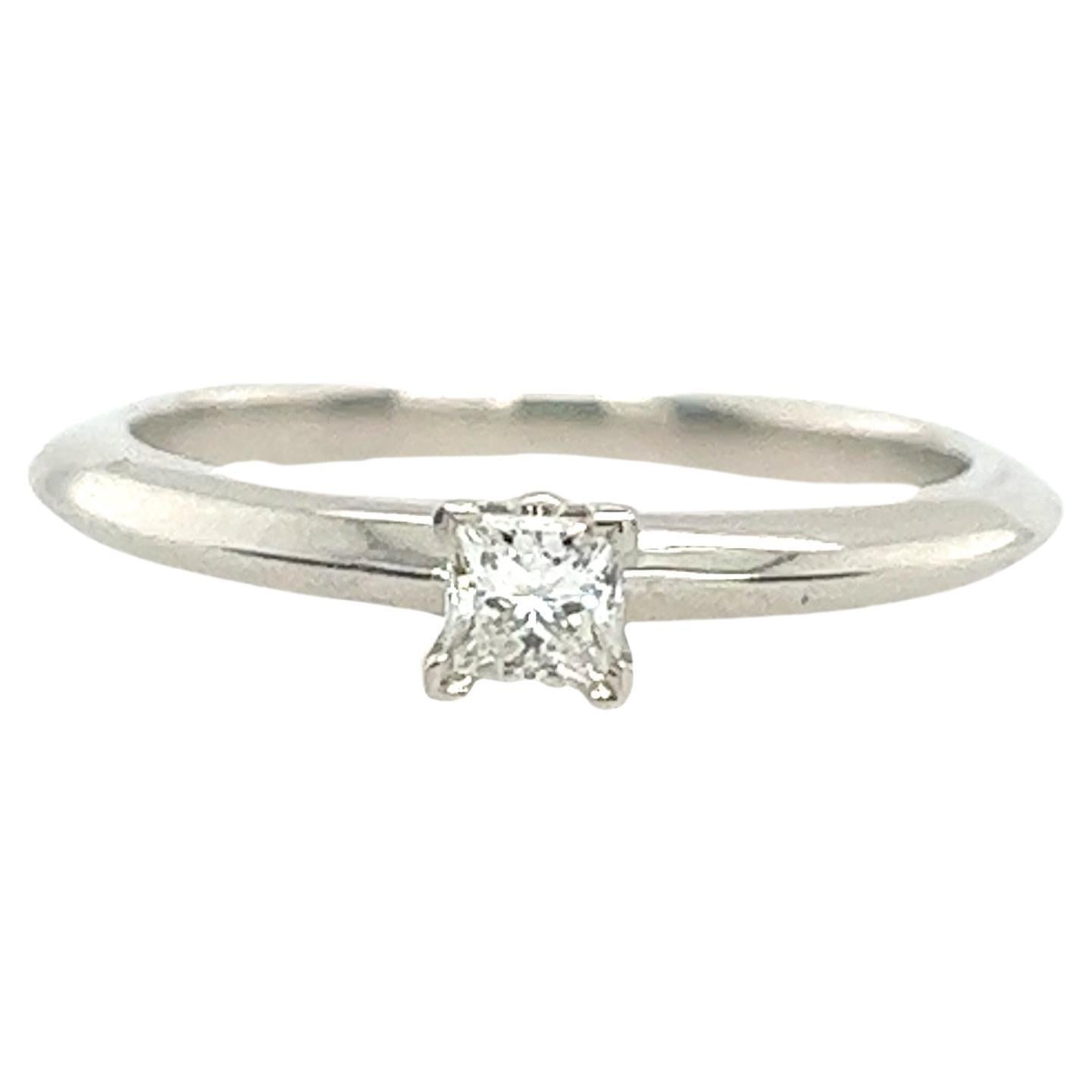 Tiffany & Co Setting 0.15ct Diamond Solitaire Engagement Ring G/ VVSI For Sale