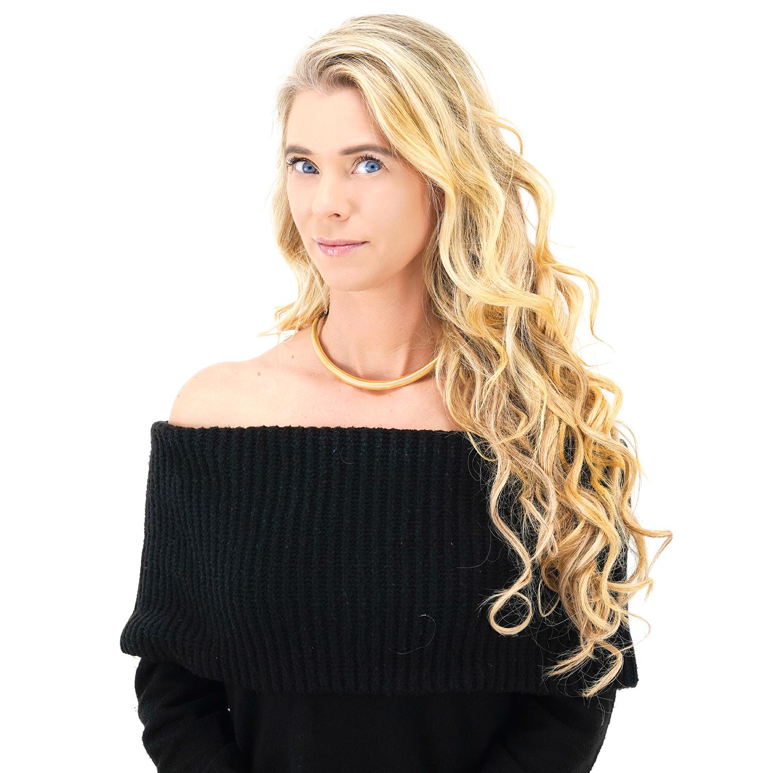 Circa 1970s, 18k, by Tiffany & Co., New York.  This gold collier is a sleek realization of Tiffany fashion as everyday style. With its progressive well-composed design and meticulous fabrication, it has a boldly minimalist look that makes any moment