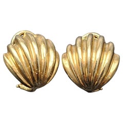 Tiffany & Co. Shell Earrings 18k Yellow Gold Clip Back Vintage Stud Seashell
