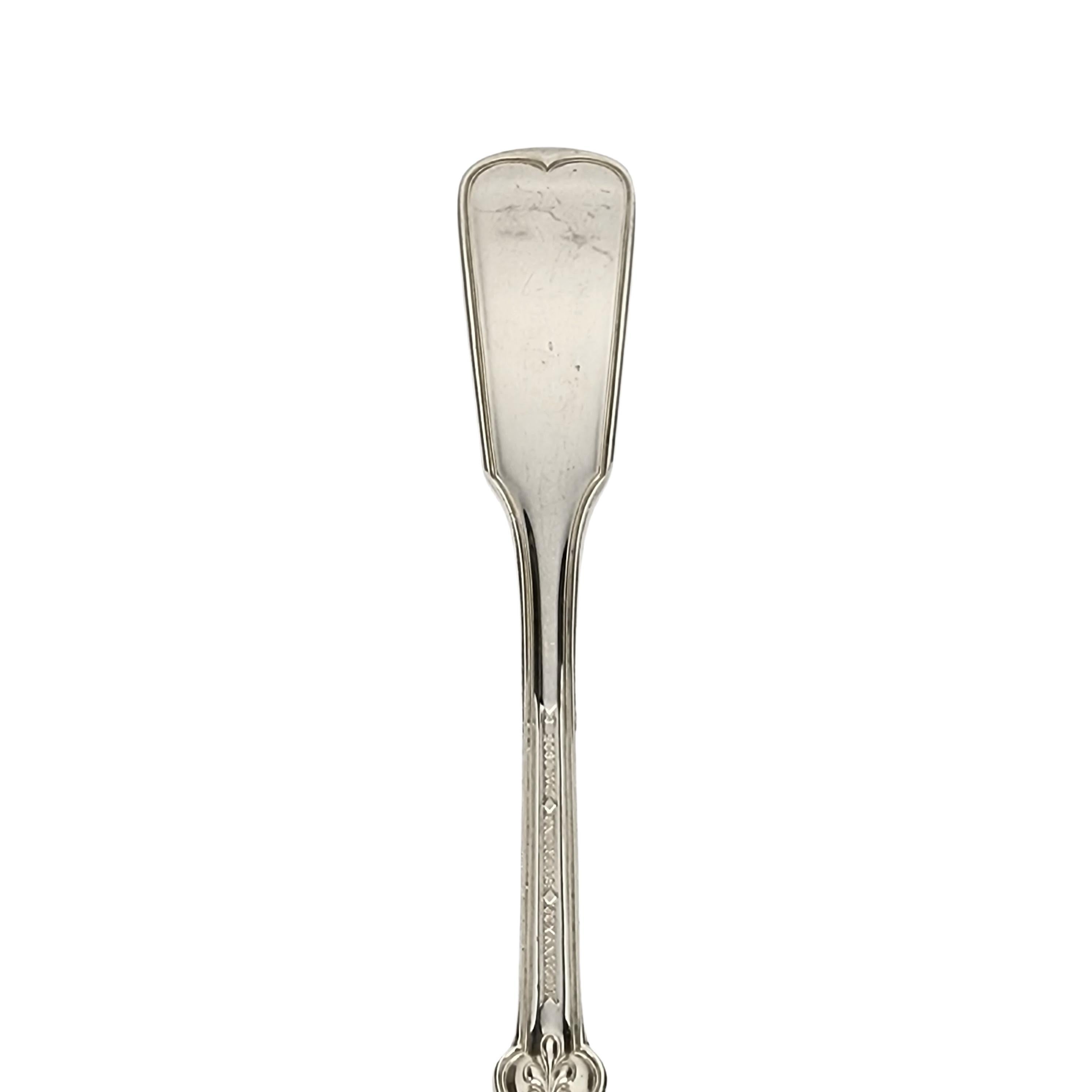 Tiffany & Co Shell Thread Sterling Silver Vegetable Serving Spoon w/mono #15394 In Good Condition In Washington Depot, CT