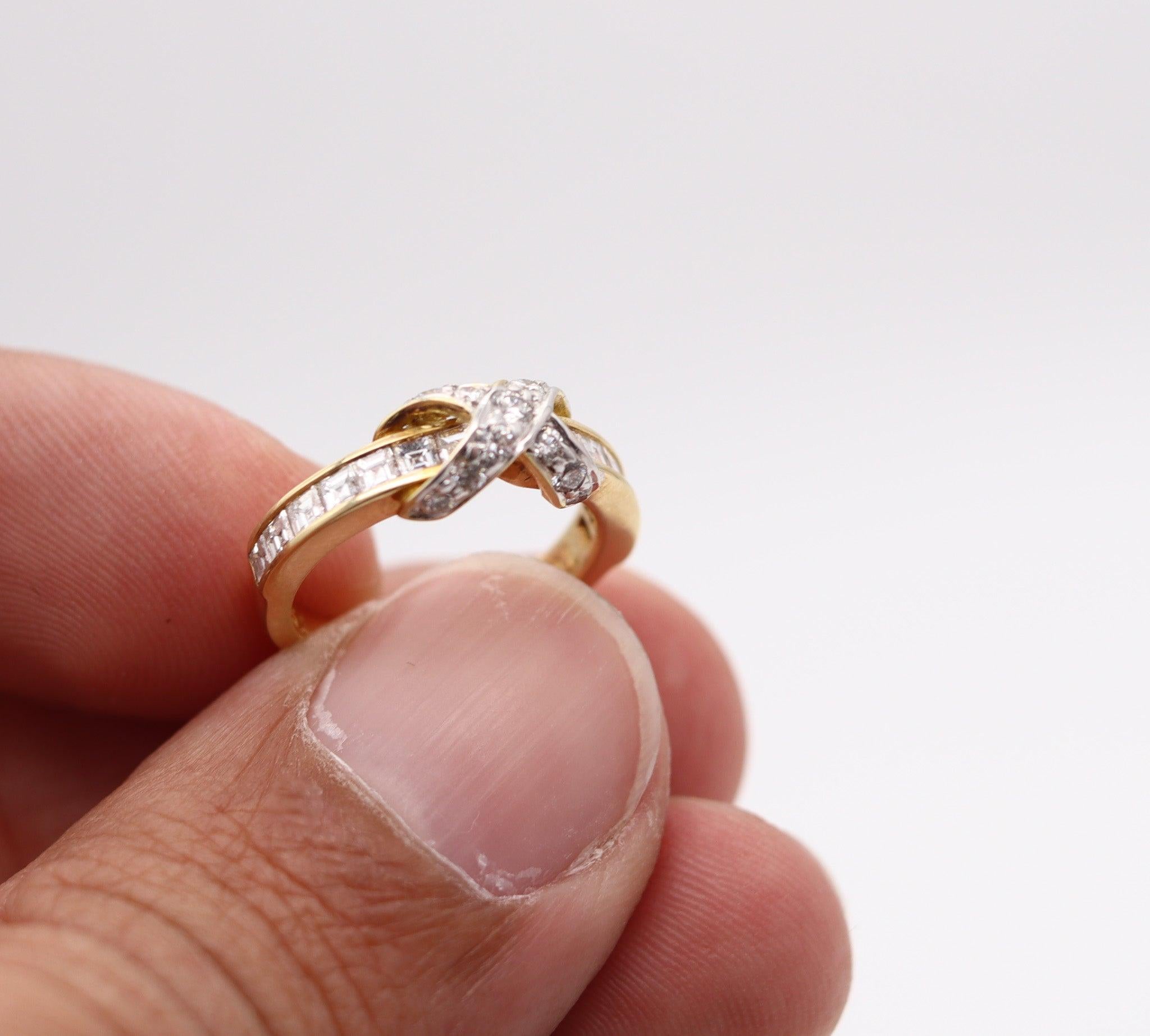 TIFFANY & CO. Bague de la collection signature en or 18 carats avec 1,09 carat de diamants en vente 1
