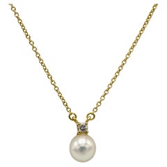 Tiffany & Co. Signature Pearl & Natural Diamond Pendant Drop Necklace 18K Gold