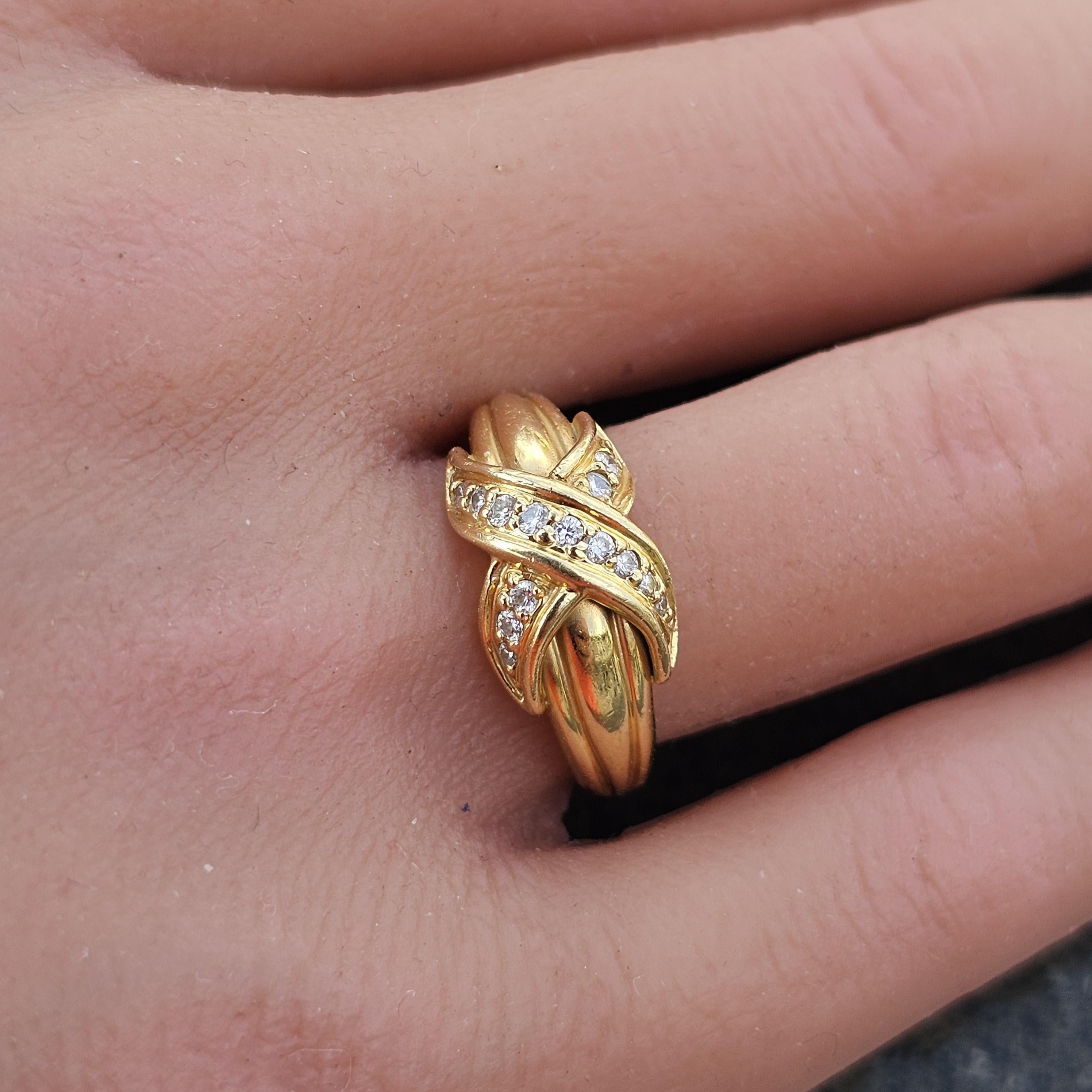 Women's Tiffany & Co. Signature X Diamond Ring Band 18k Yellow Gold sz 6.5 1990 vintage For Sale