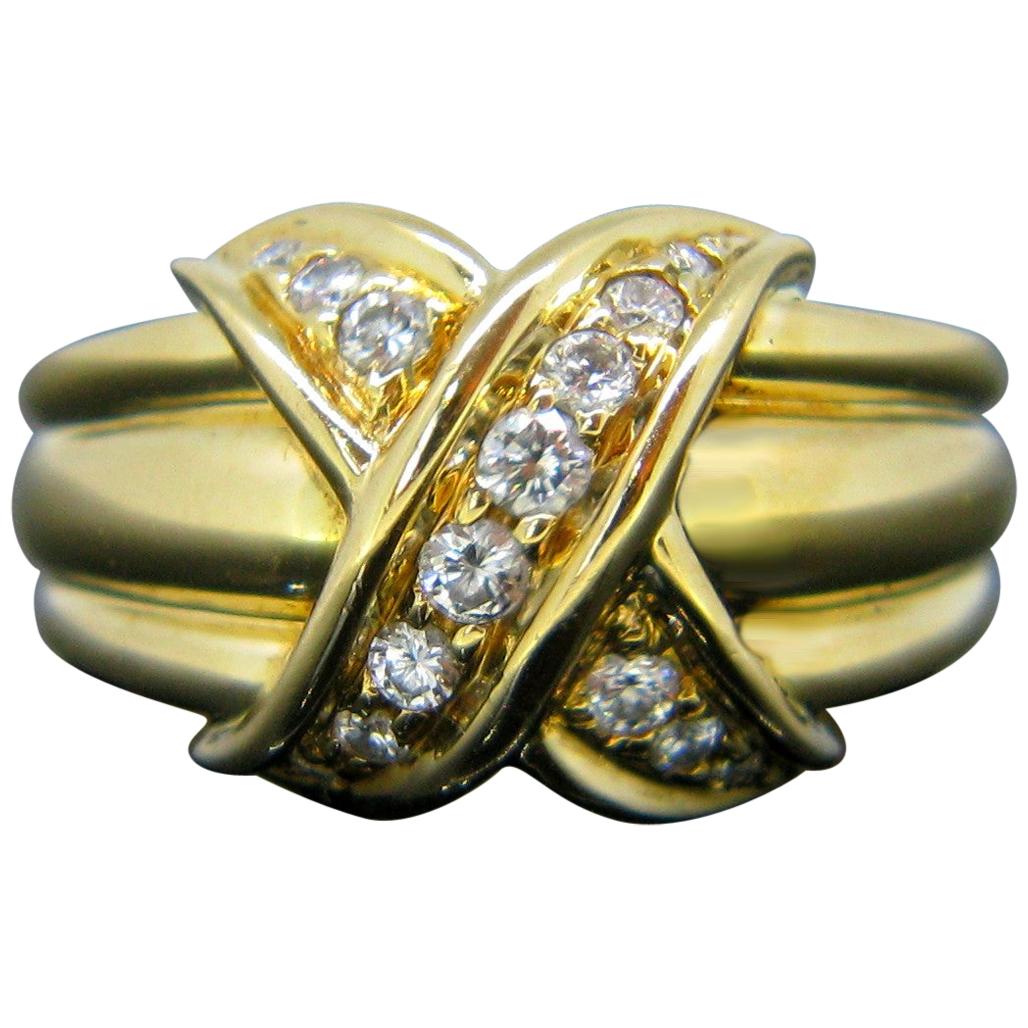 Tiffany & Co Signature X Knot Diamonds Yellow Gold 1990 Ring
