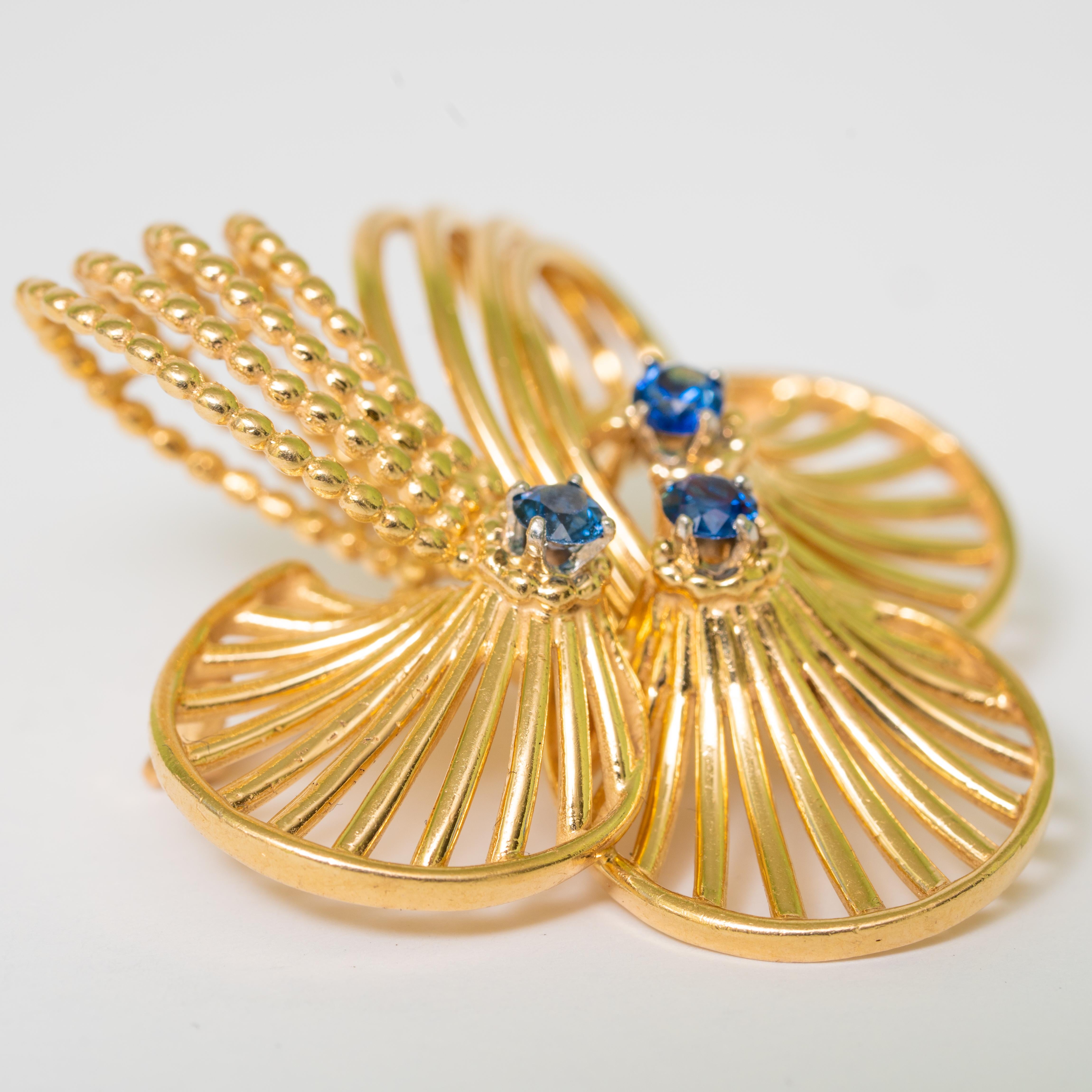 Tiffany & Co Signed 14K Gold and Sapphire Brooch In Good Condition In Kingston, NY