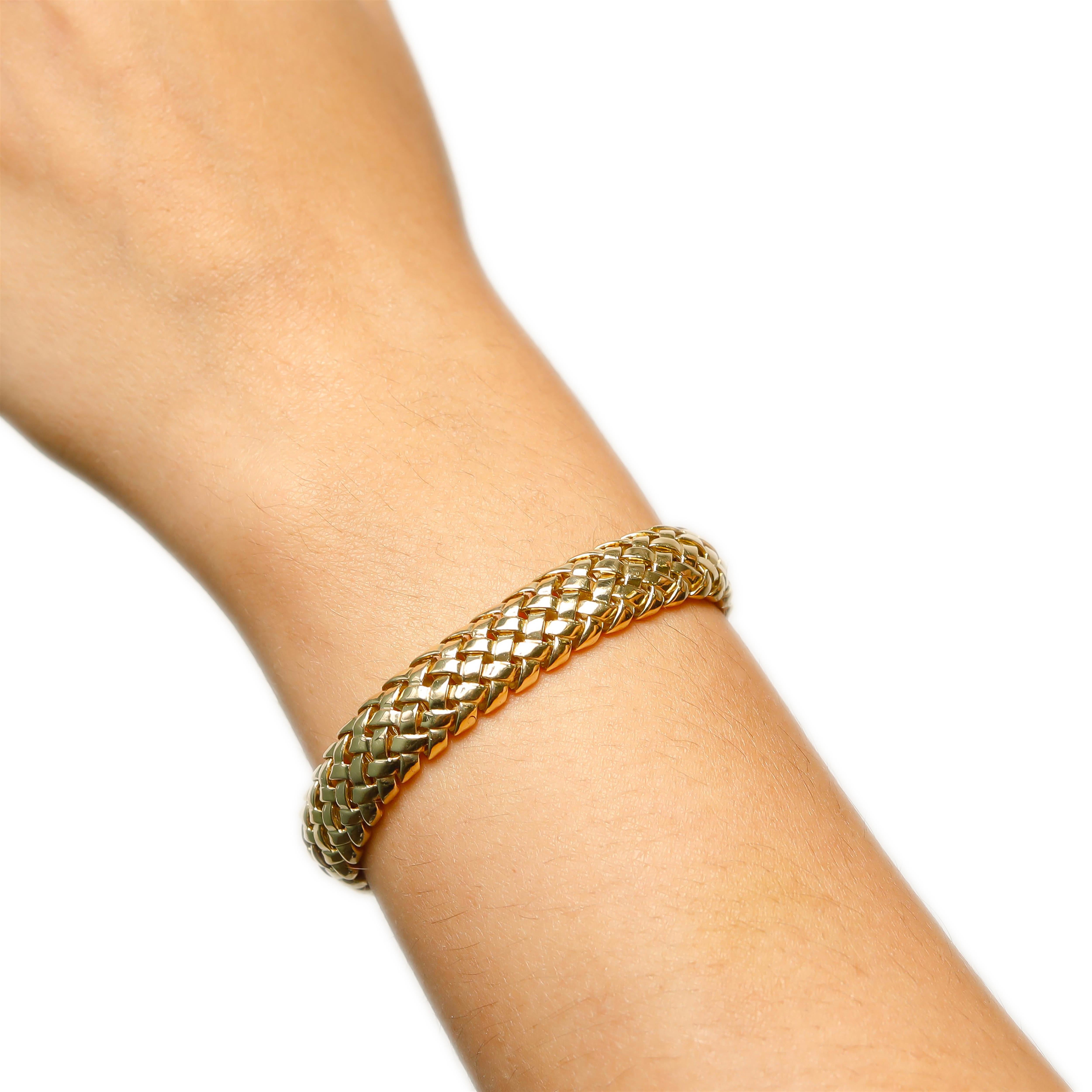Tiffany & Co. Signed 18 Karat Yellow Gold Woven Design Bracelet In Excellent Condition In New York, NY