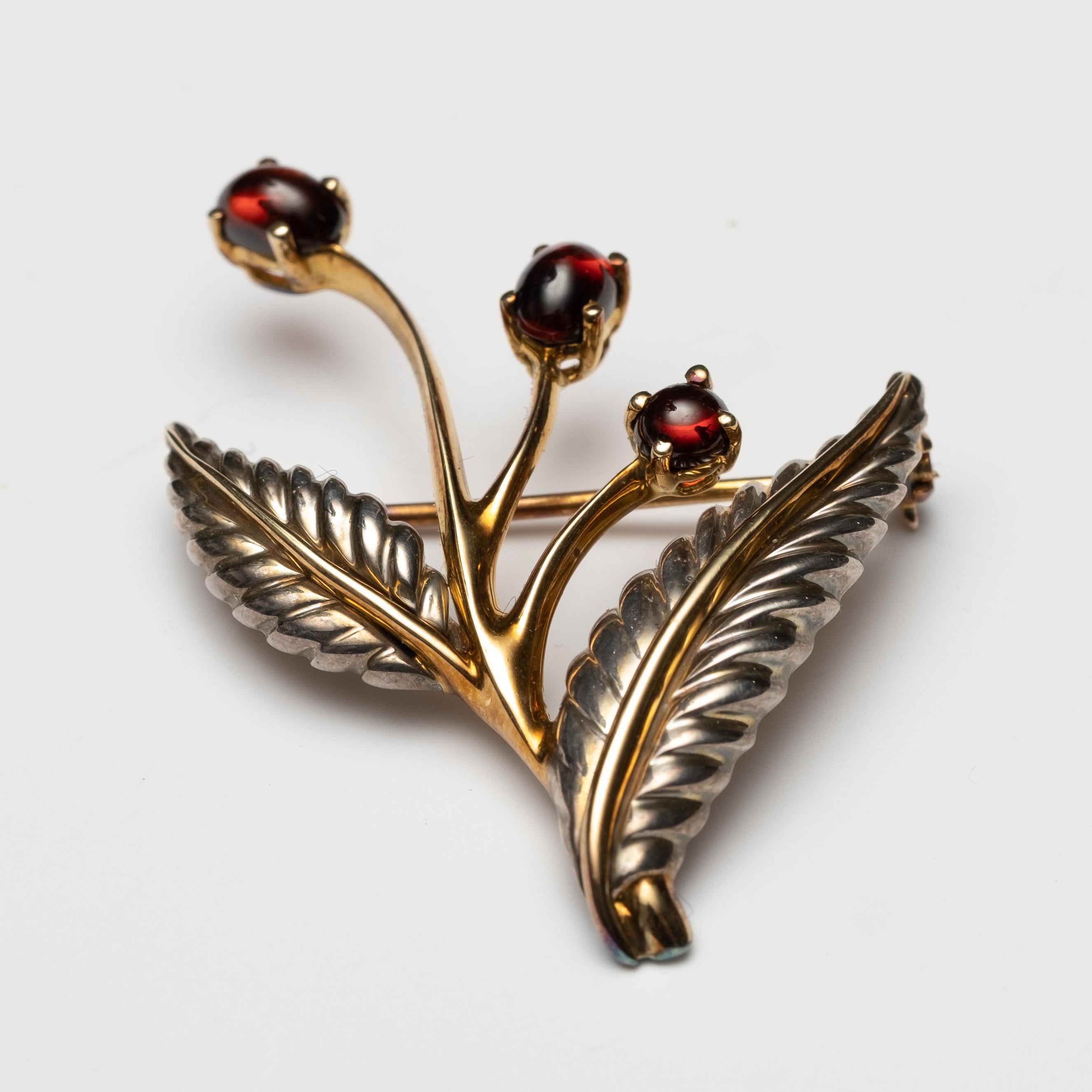 Contemporary Tiffany & Co. Signed 18k Silver Rhodolite Garnet Brooch