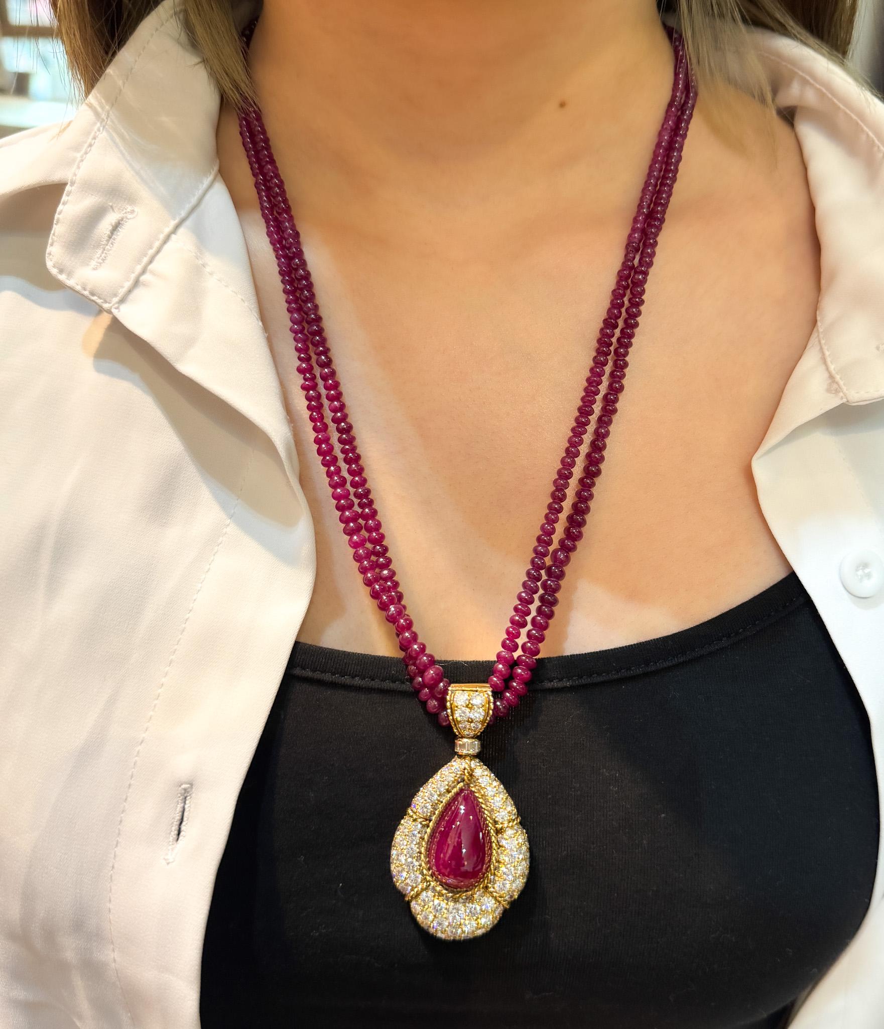 Art Deco Tiffany & Co. Signed 22.41 Carat No Heat Cabochon Ruby and Ruby Bead Necklace For Sale