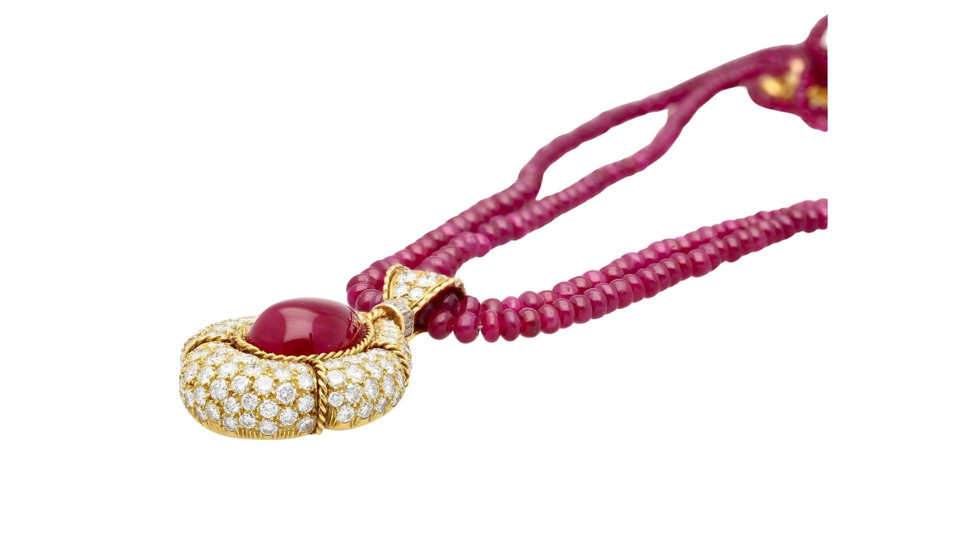 Tiffany & Co. Signed 22.41 Carat No Heat Cabochon Ruby and Ruby Bead Necklace For Sale 1