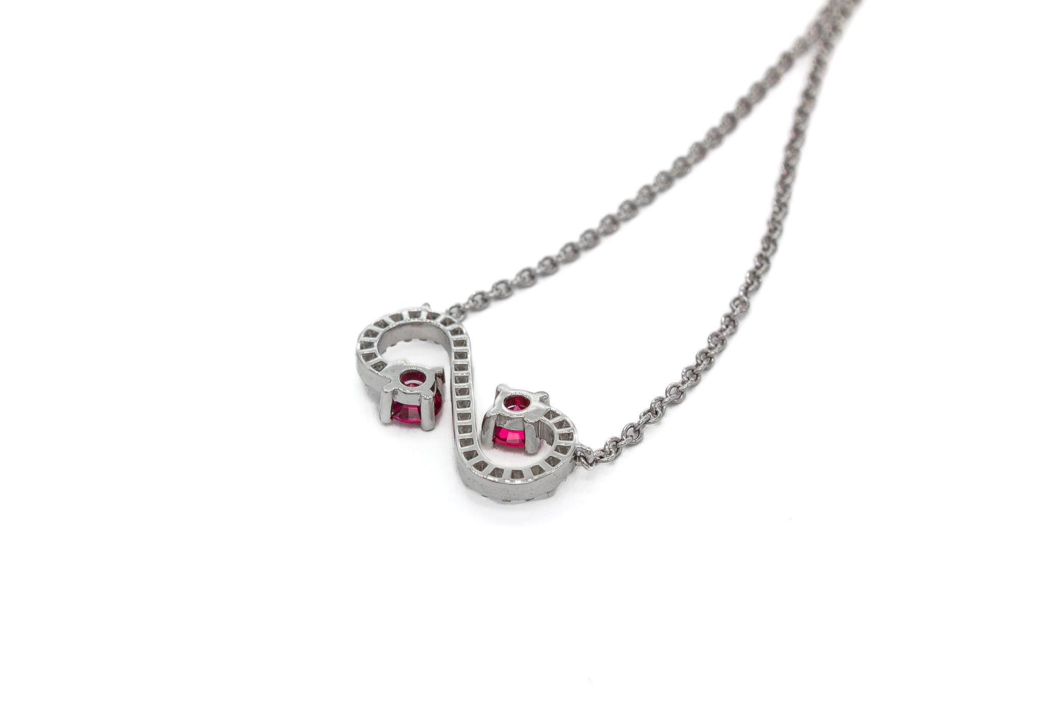 Contemporaneo Tiffany & Co. Collana con ciondolo di diamanti e rubini firmata Enchant Scroll Cuff in vendita