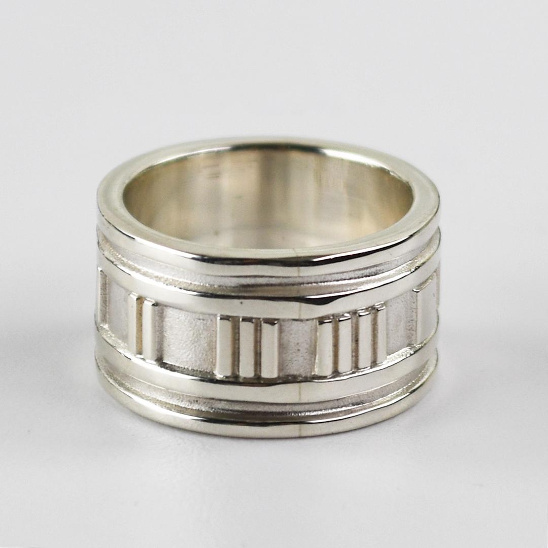Women's or Men's Tiffany & Co. Silver Atlas Roman Numeral Band Ring 11g For Sale