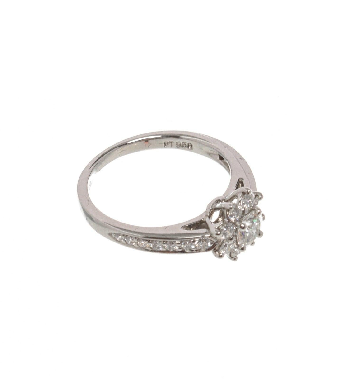 Tiffany & Co. Silver Flora Ring with platinum, silver-tone hardware.


52974MSC