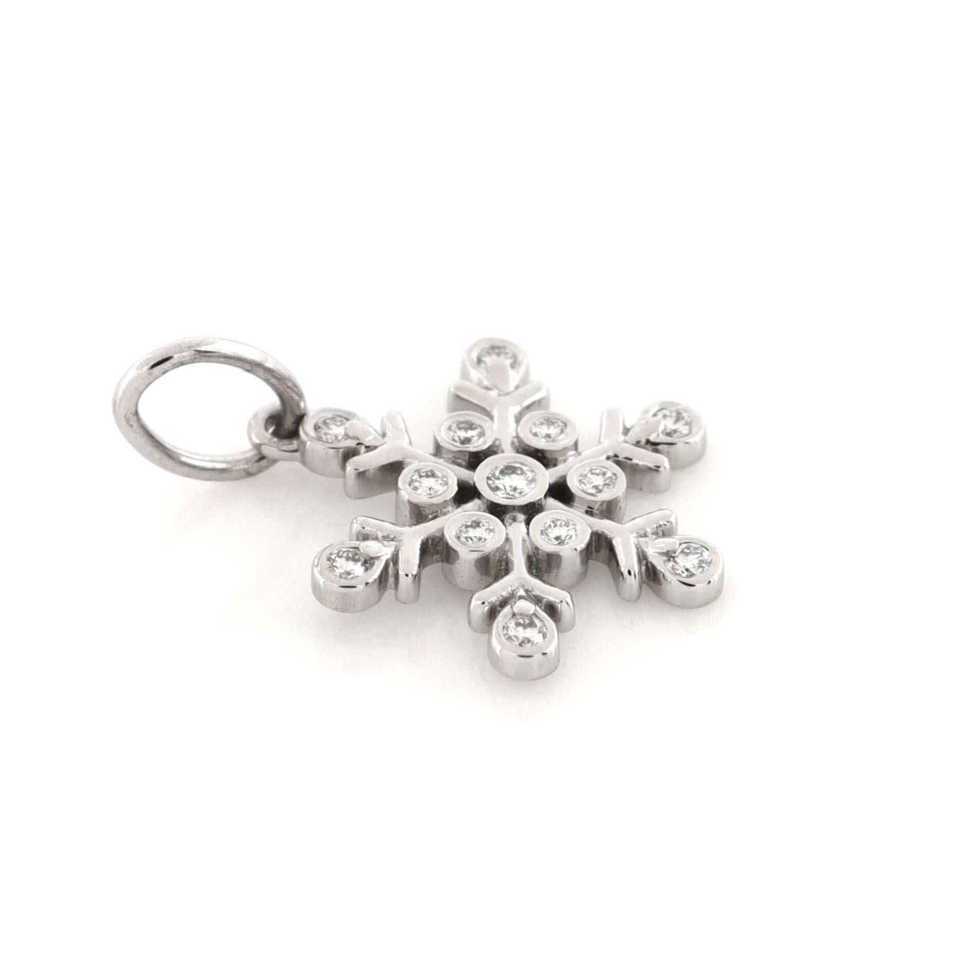 Tiffany & Co. Schneeflocken-Anhänger & Anhänger aus Platin mit Diamanten für Damen oder Herren