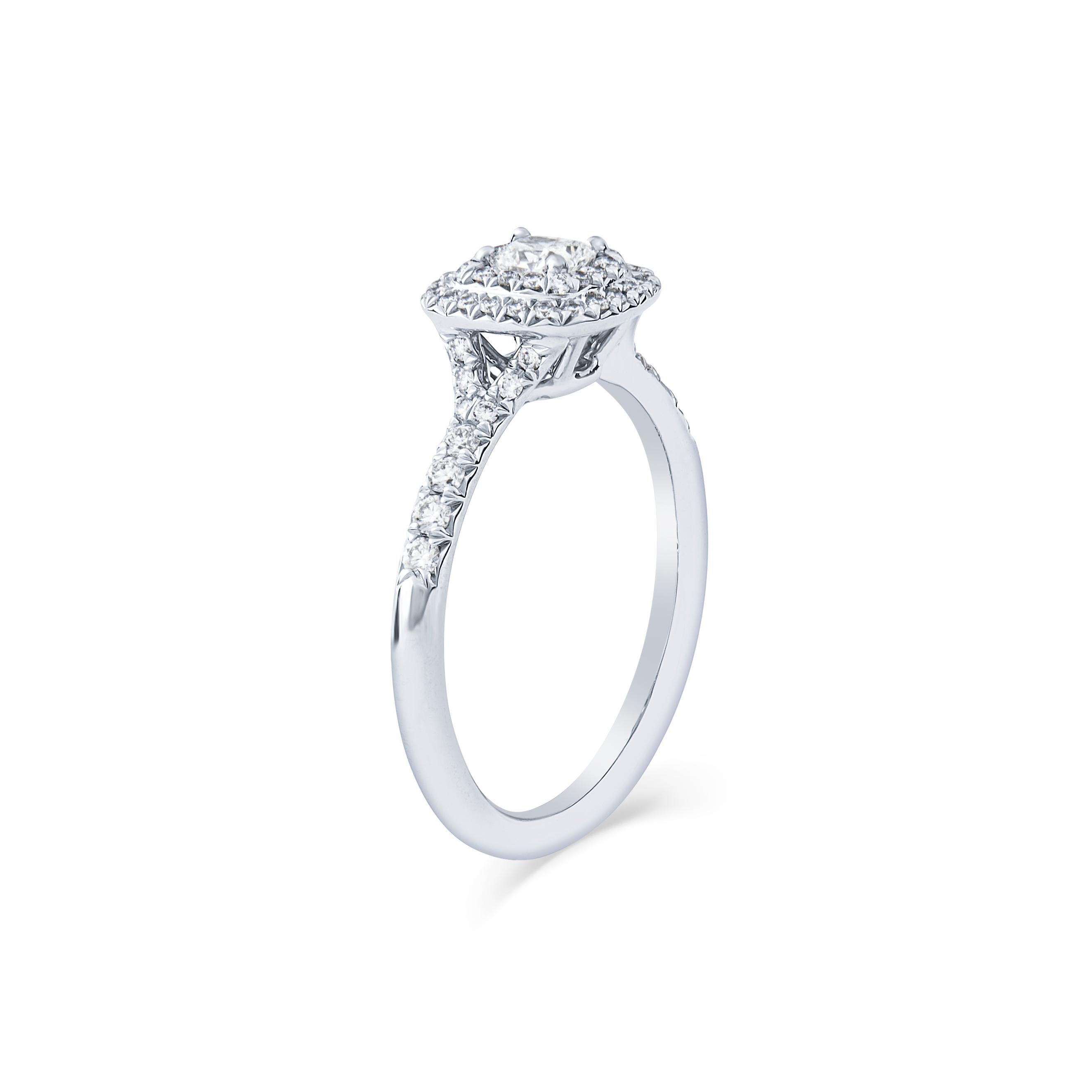 18 carat cushion engagement ring