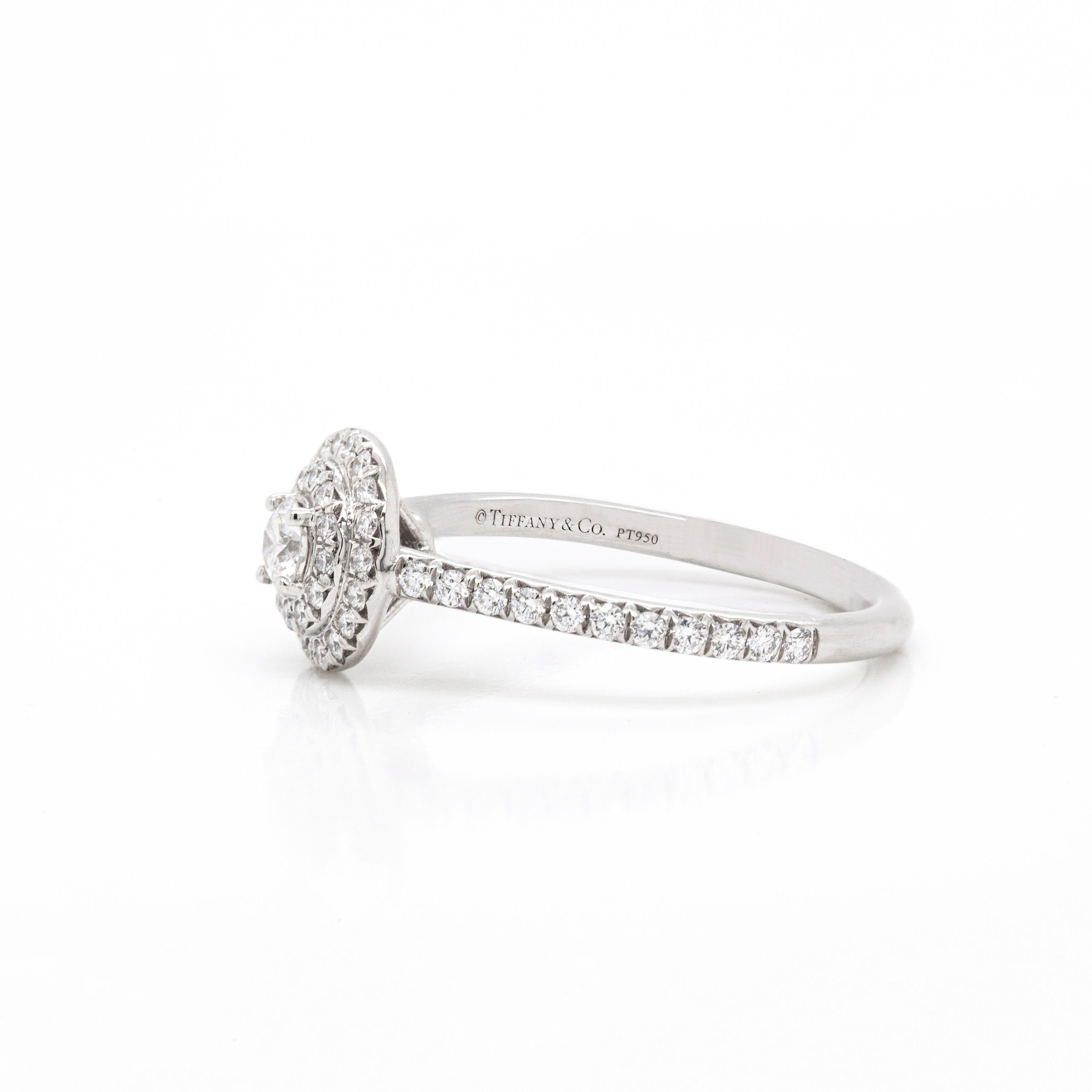 Moderne Tiffany & Co. Soleste, bague de fiançailles en platine avec halo de diamants de 0,43 carat en vente