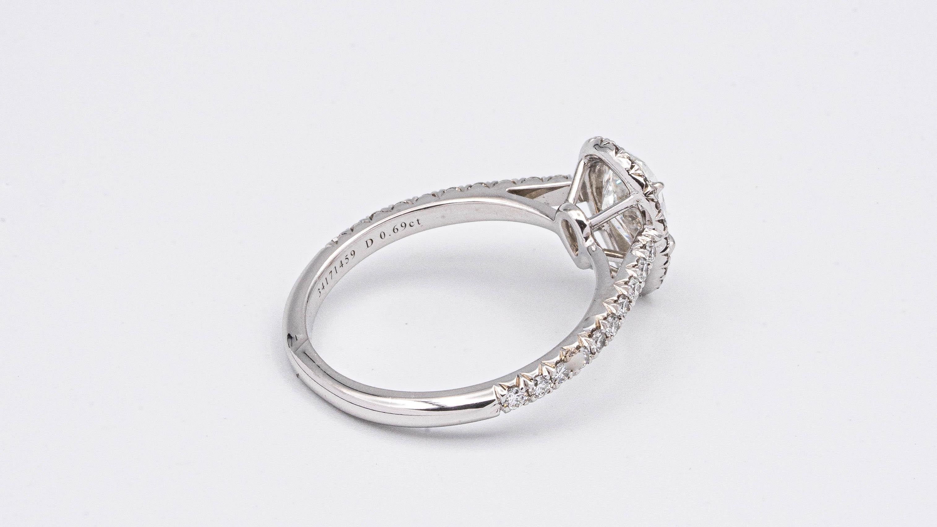 natural diamond engagement rings