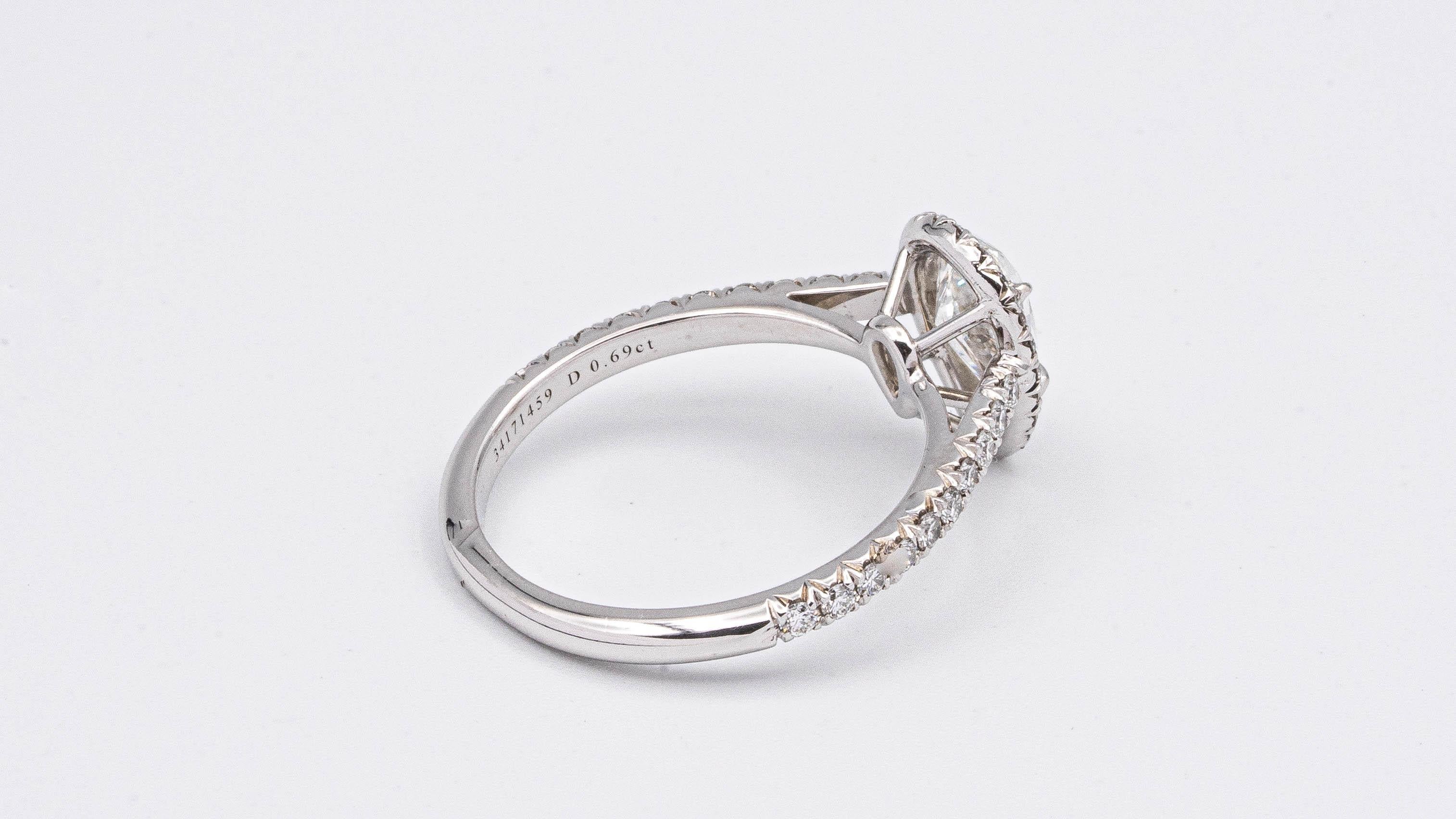 natural diamond engagement rings